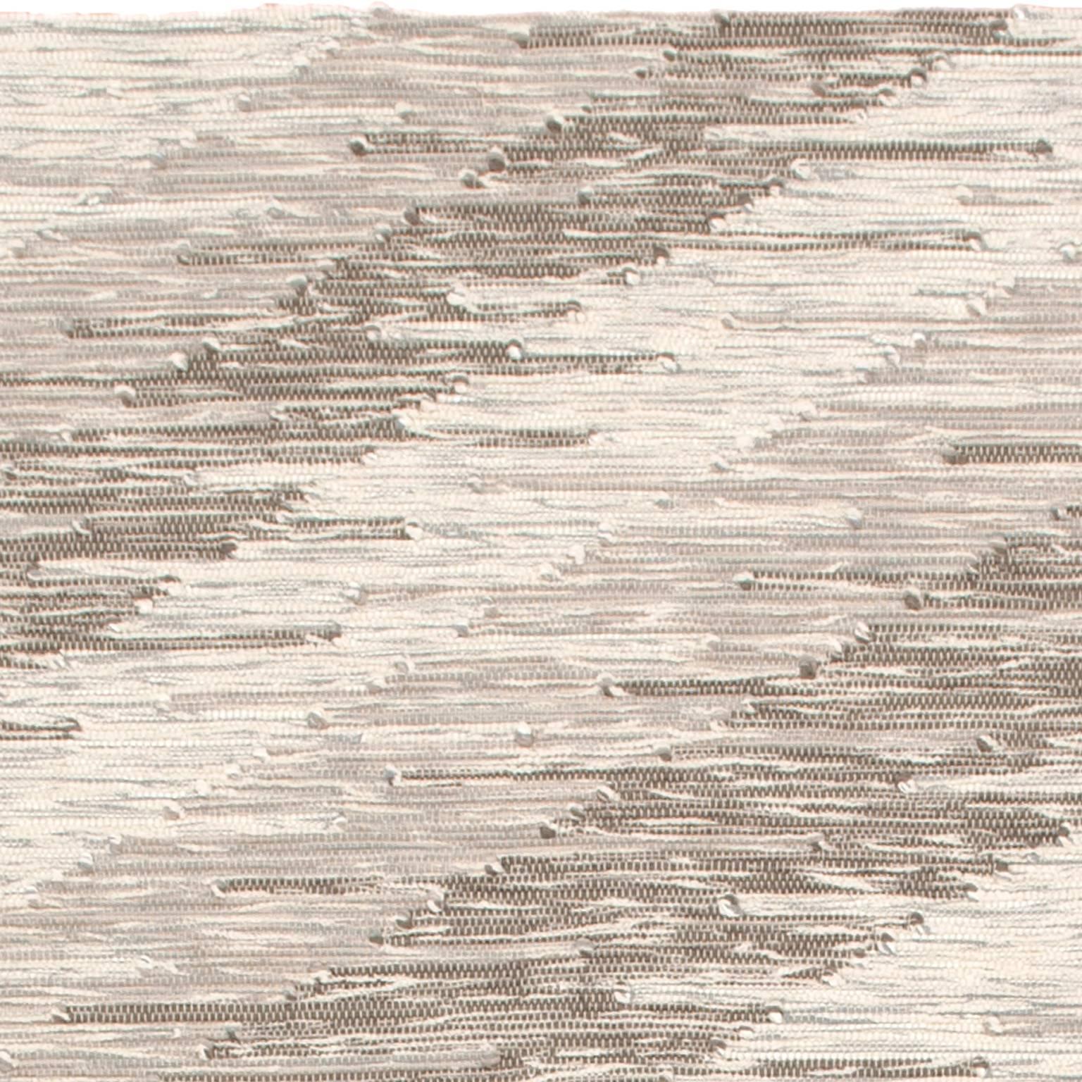 Contemporary Italian ‘Intreccio Diagonale’ Carpet, Beige 2 In Excellent Condition In New York, NY