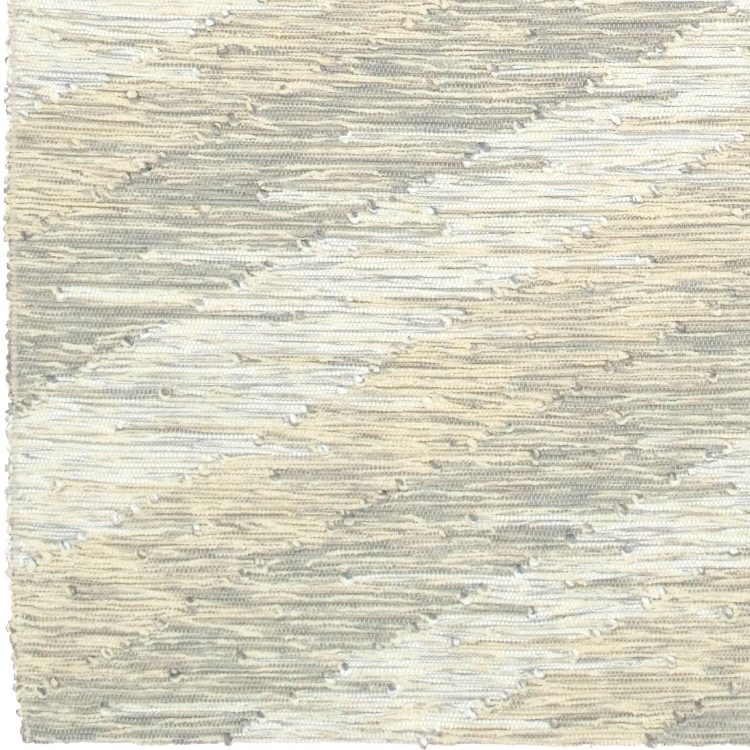 Contemporary Italian ‘Intreccio Diagonale’ carpet, soft gray
Italy, circa 2015.
Chenille Melange.
Handwoven 100% cotton rug.
Color: 6 (soft gray)
