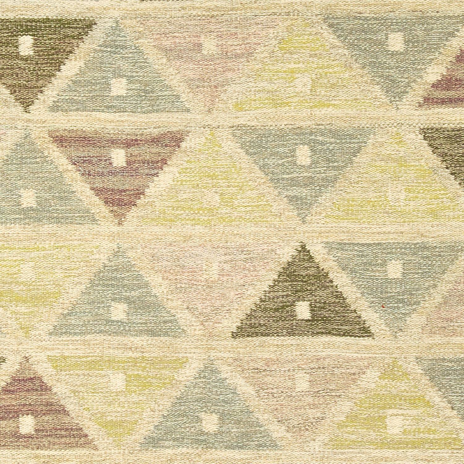 Hand-Woven Mid-20th Century Swedish Flat-Weave Carpet by Sigvard Bernadotte For Sale