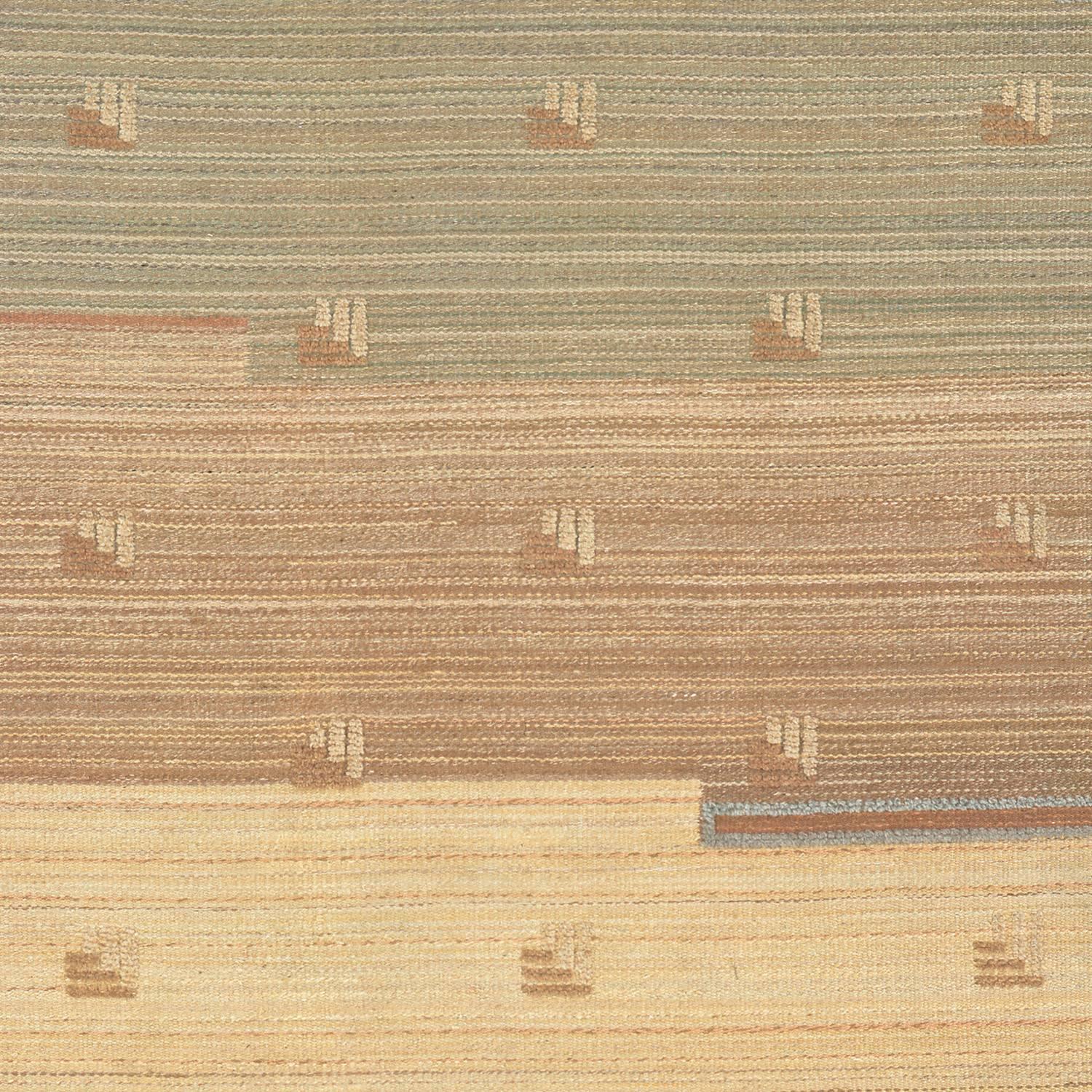 Hand-Woven Early- 20th Century Finnish Flat-Weave Carpet For Sale