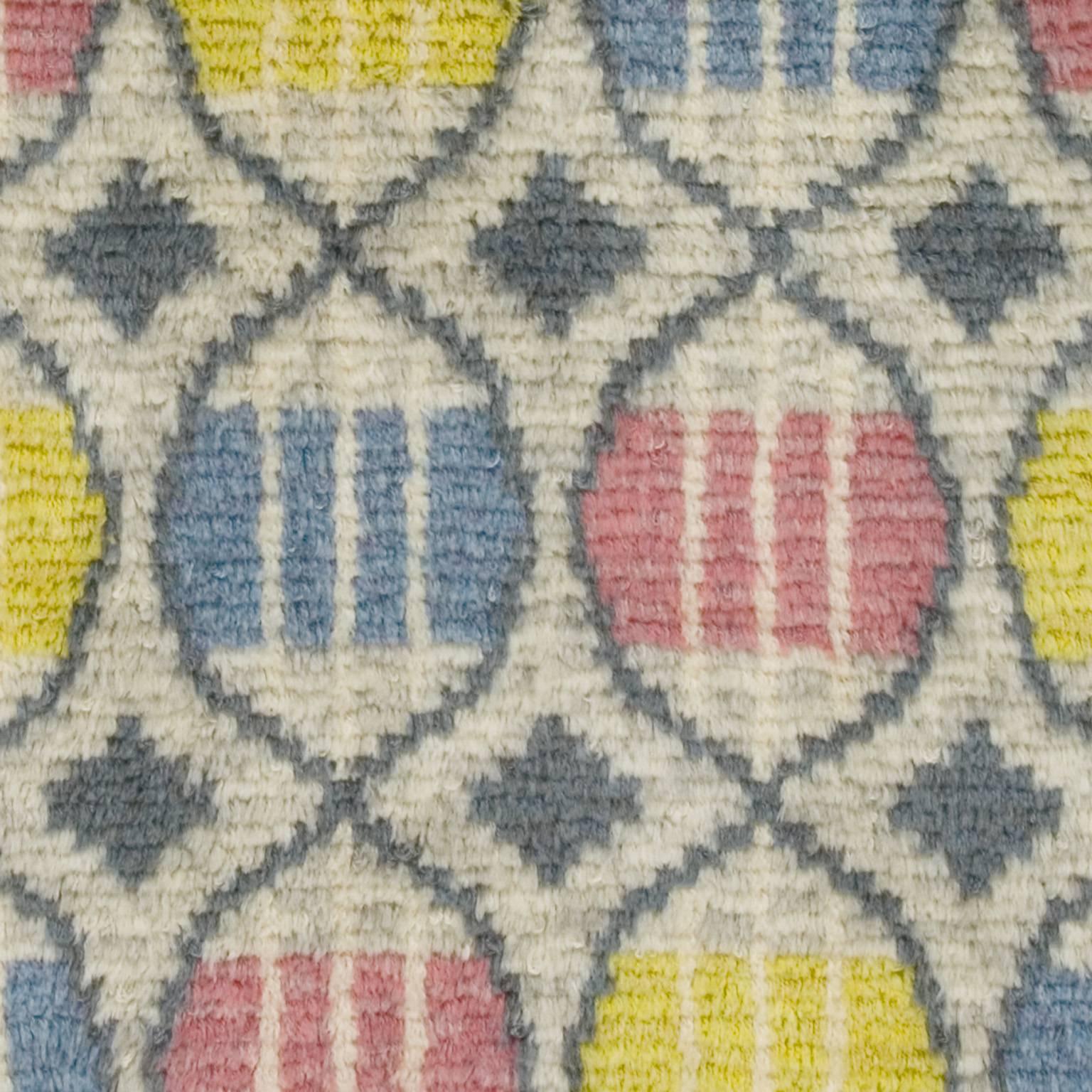 Mid 20th Century Swedish Rya Carpet In Excellent Condition For Sale In New York, NY