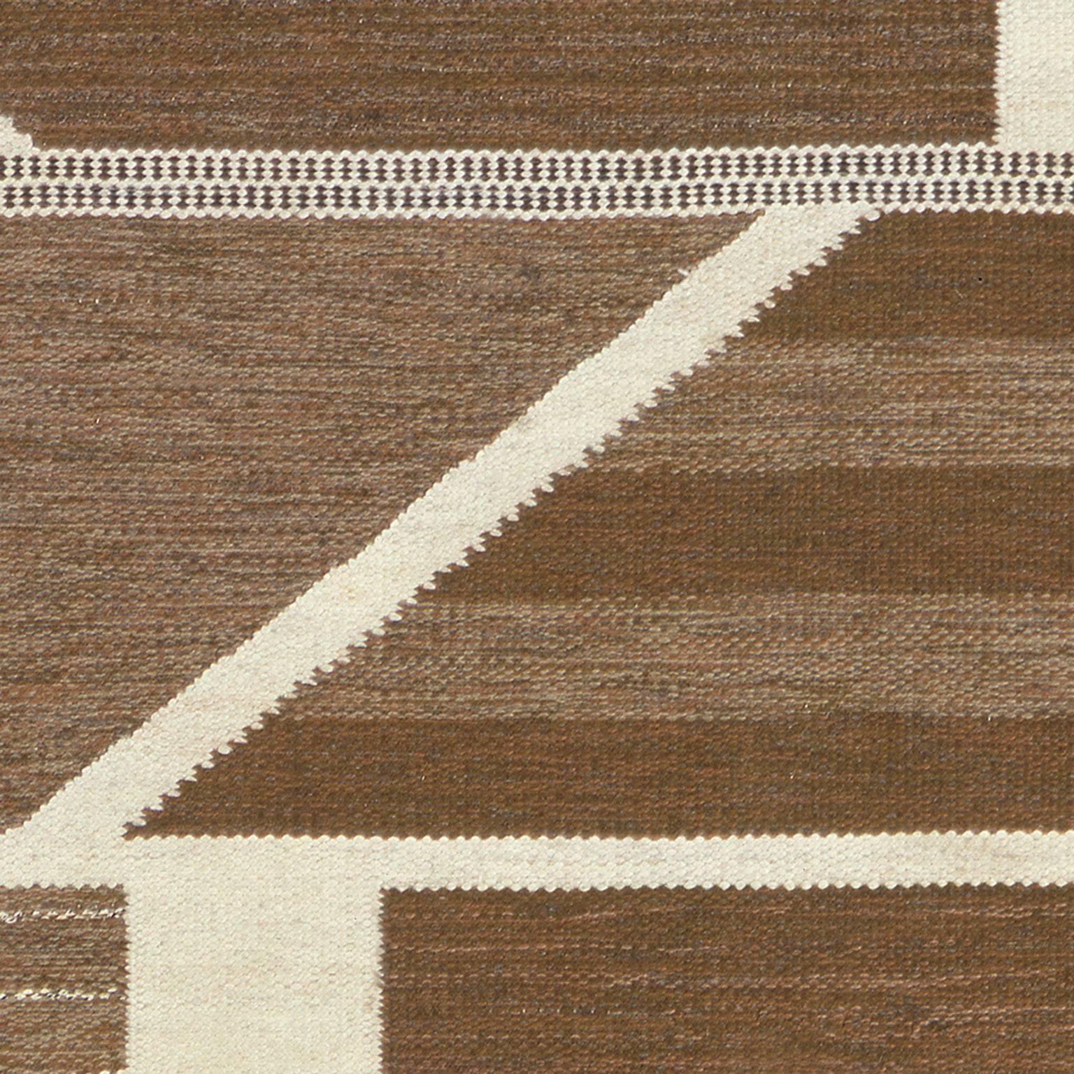 Late 20th Century Swedish Flat-Weave Carpet In Good Condition For Sale In New York, NY