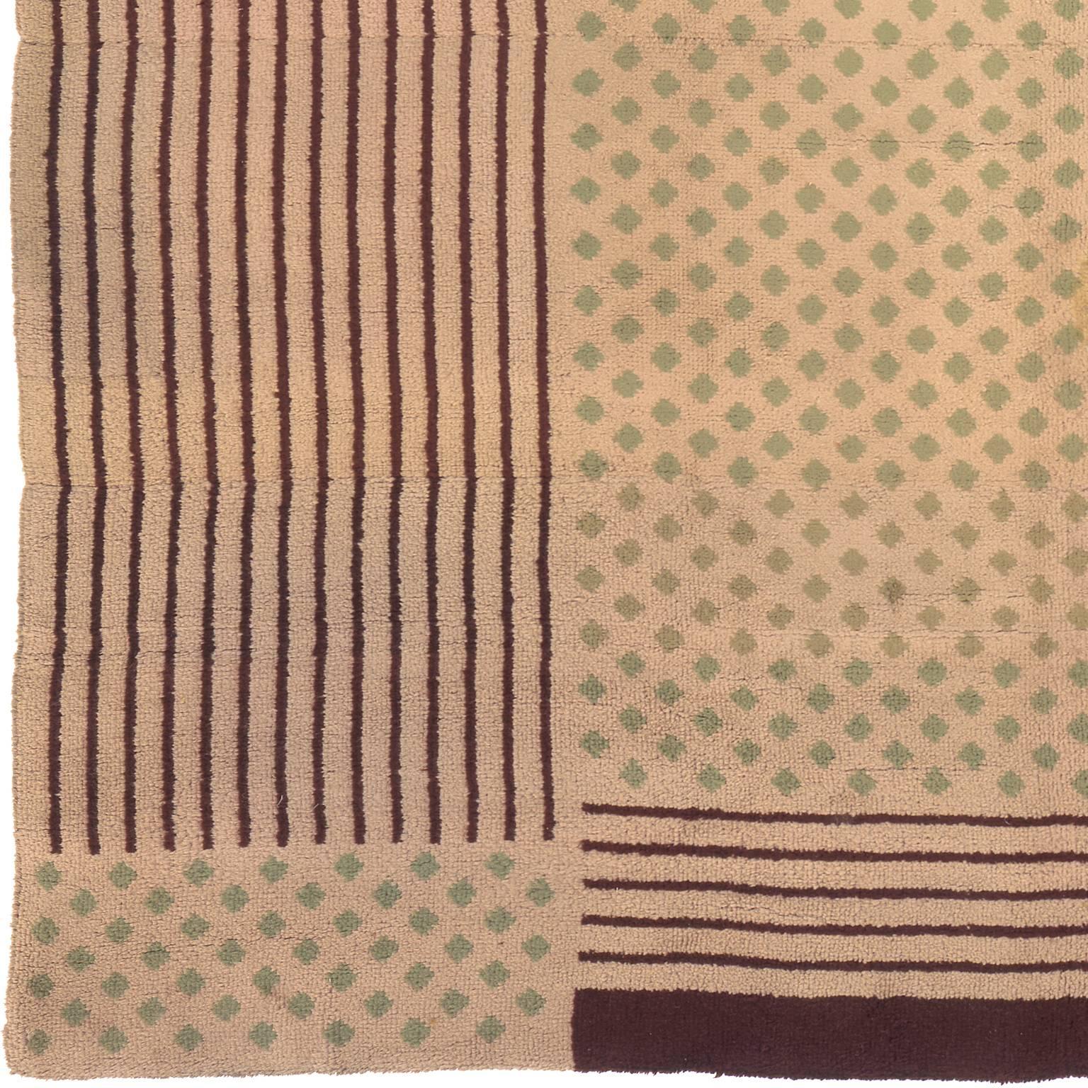 Savonnerie Carpet, 1930
France, circa 1930
Handwoven