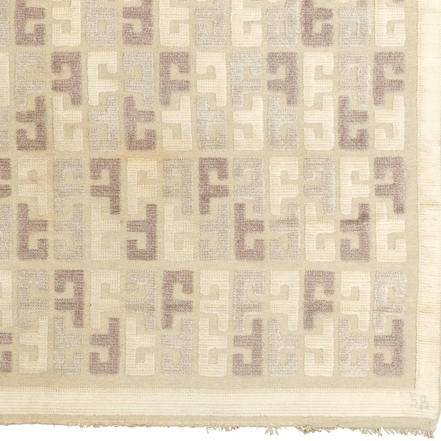 Swedish Pile rug by Sigvard Bernadotte
Sweden, circa mid-20th century
Signed: SB, (Sigvard Bernadotte)
Handwoven.