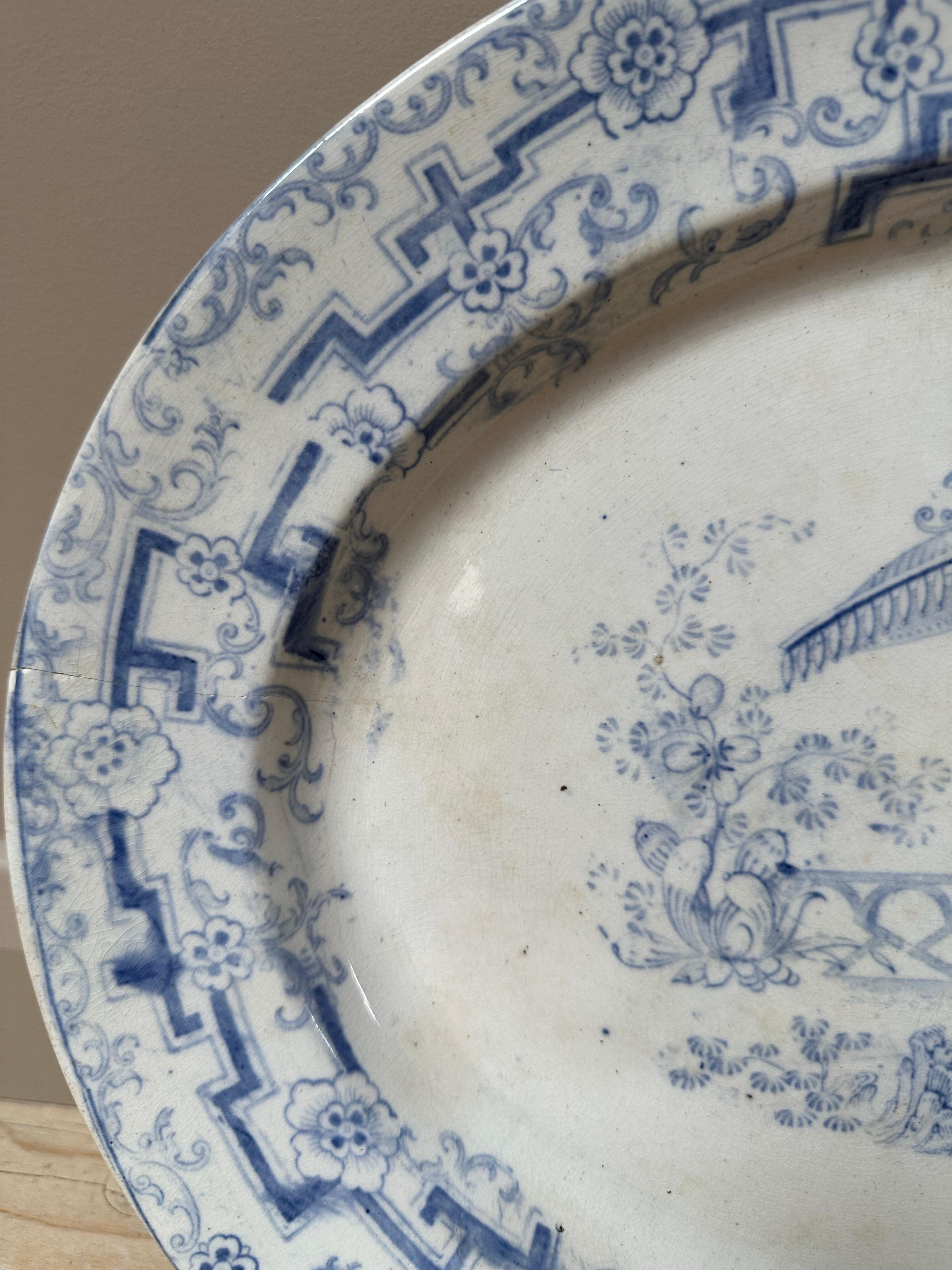 Grand plat Pyrex à motif de saule, fin des années 1800 en vente 11