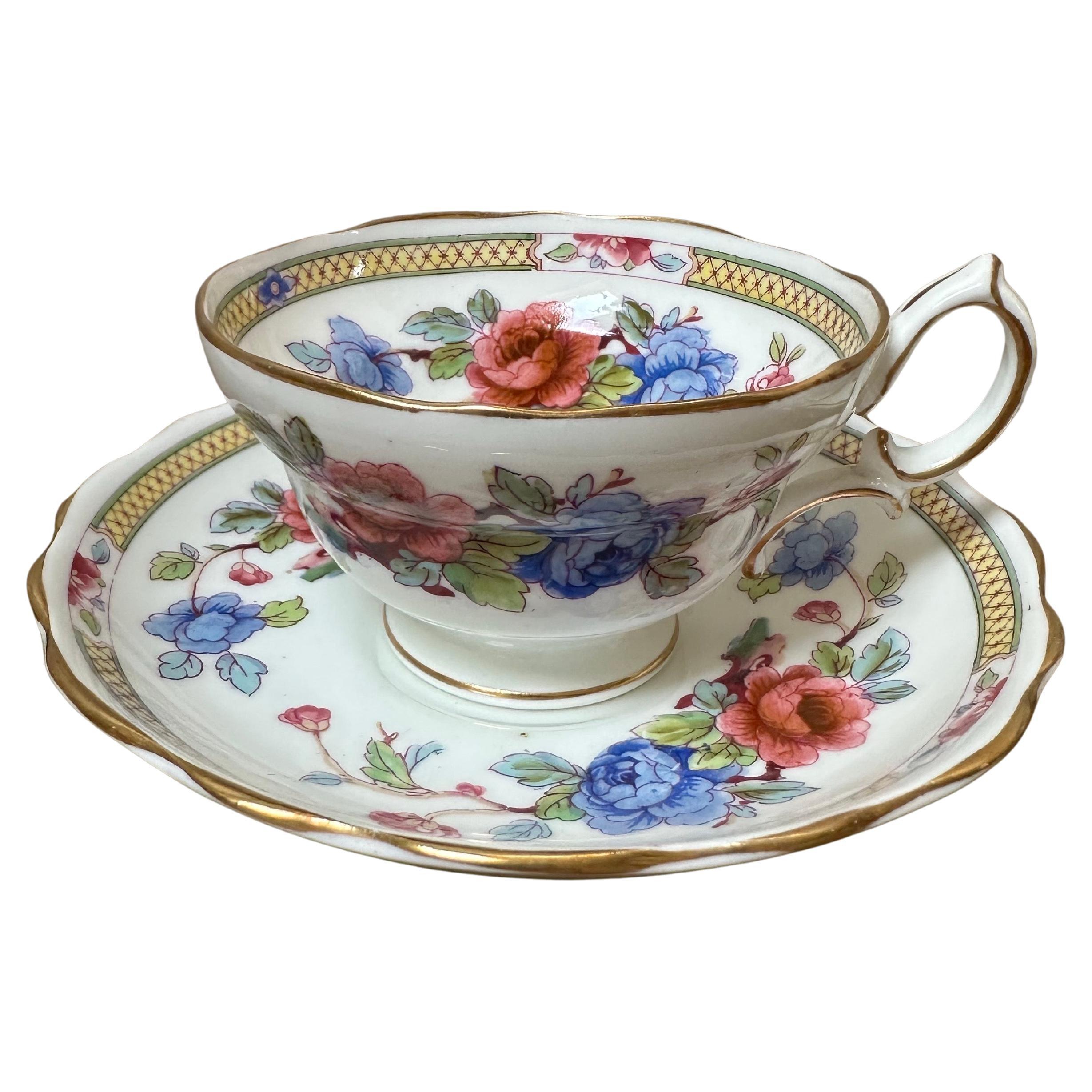 28 pièces Hammersley 
Co. Service à thé en porcelaine, floral bleu et rouge, doré, 1900 en vente