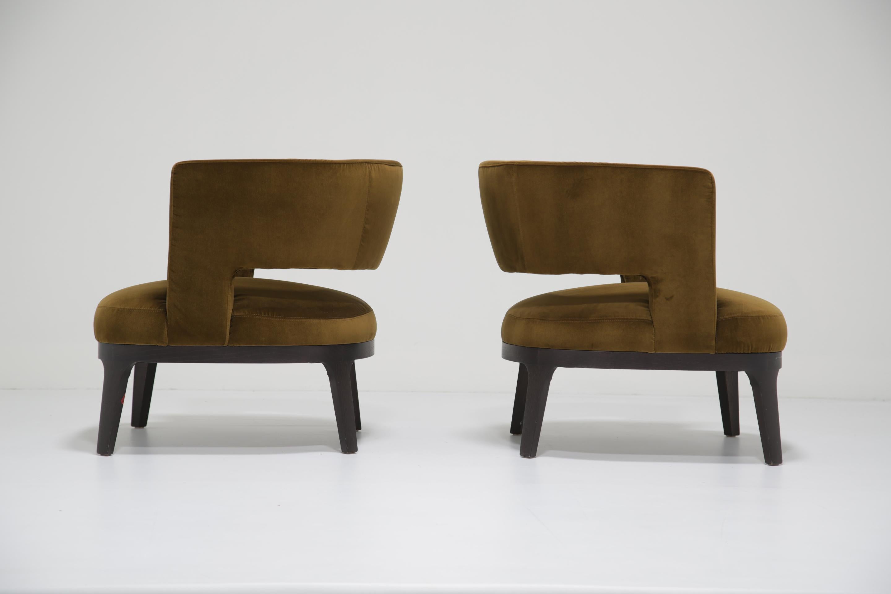 Coppia di poltrone moderne in velluto verde oliva di Roberto Lazzeroni, Flexform in vendita 4