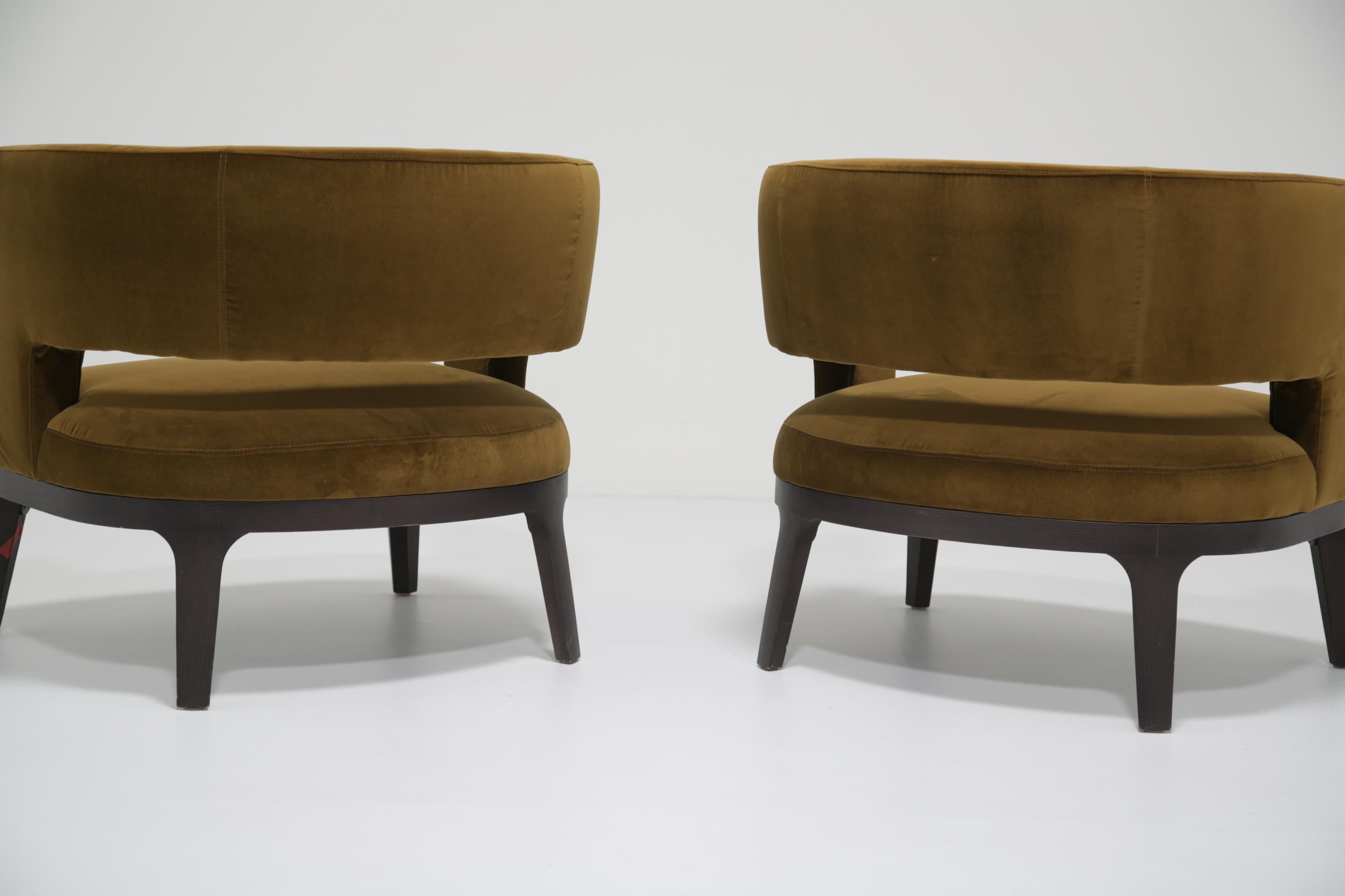 Coppia di poltrone moderne in velluto verde oliva di Roberto Lazzeroni, Flexform in vendita 6