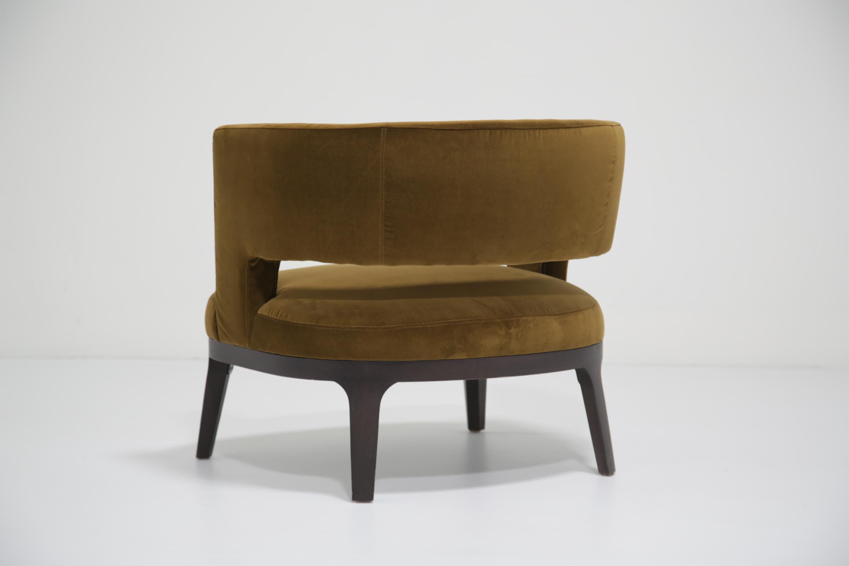 Coppia di poltrone moderne in velluto verde oliva di Roberto Lazzeroni, Flexform in vendita 7