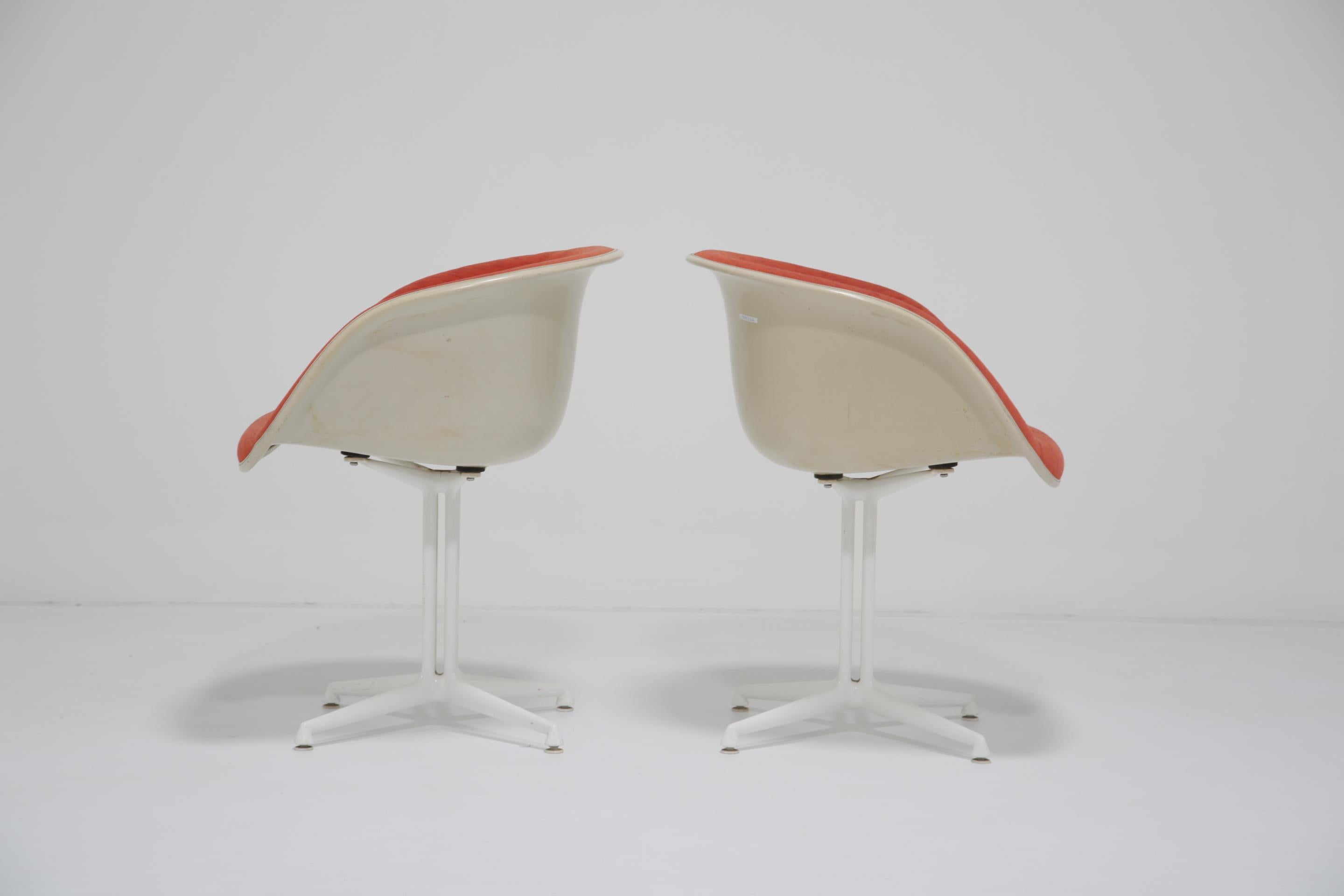 Poltrone 'La Fonda' di metà secolo di Charles and Ray Eames per Herman Miller, anni '60 in vendita 5