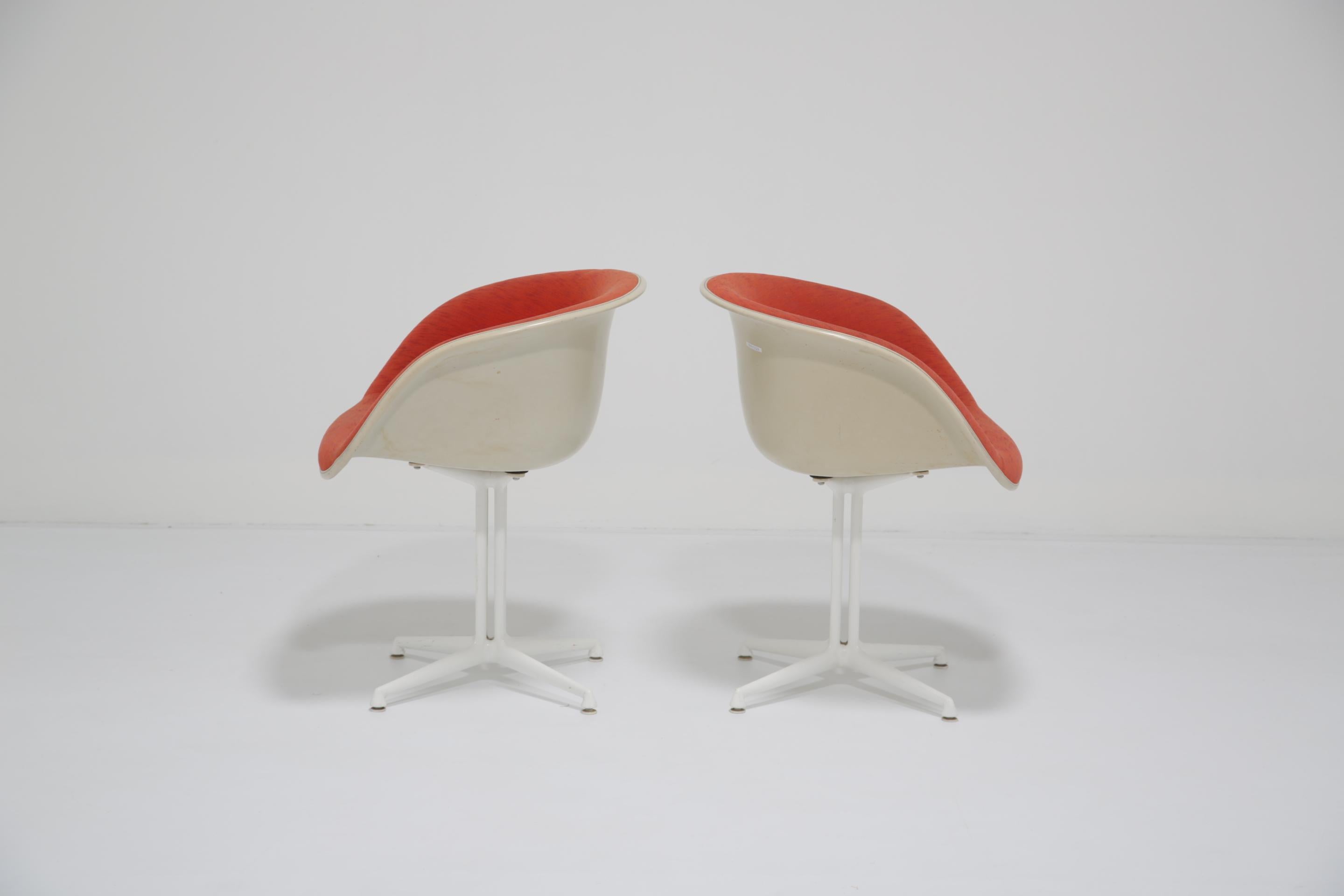 Poltrone 'La Fonda' di metà secolo di Charles and Ray Eames per Herman Miller, anni '60 in vendita 4