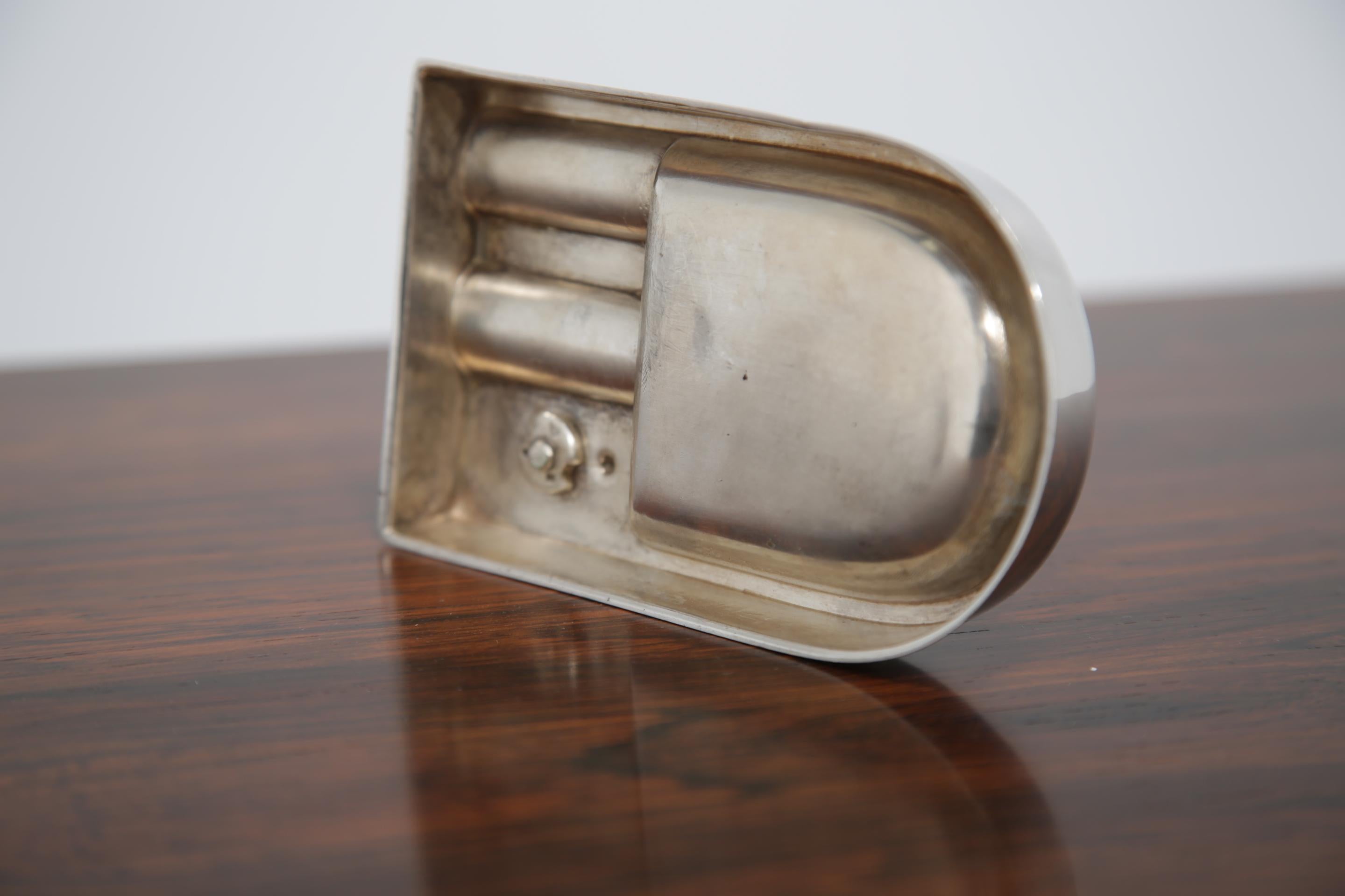 Portafiammiferi e posacenere da sigaro ungherese in argento Art Deco In condizioni buone in vendita a Dublin 8, IE