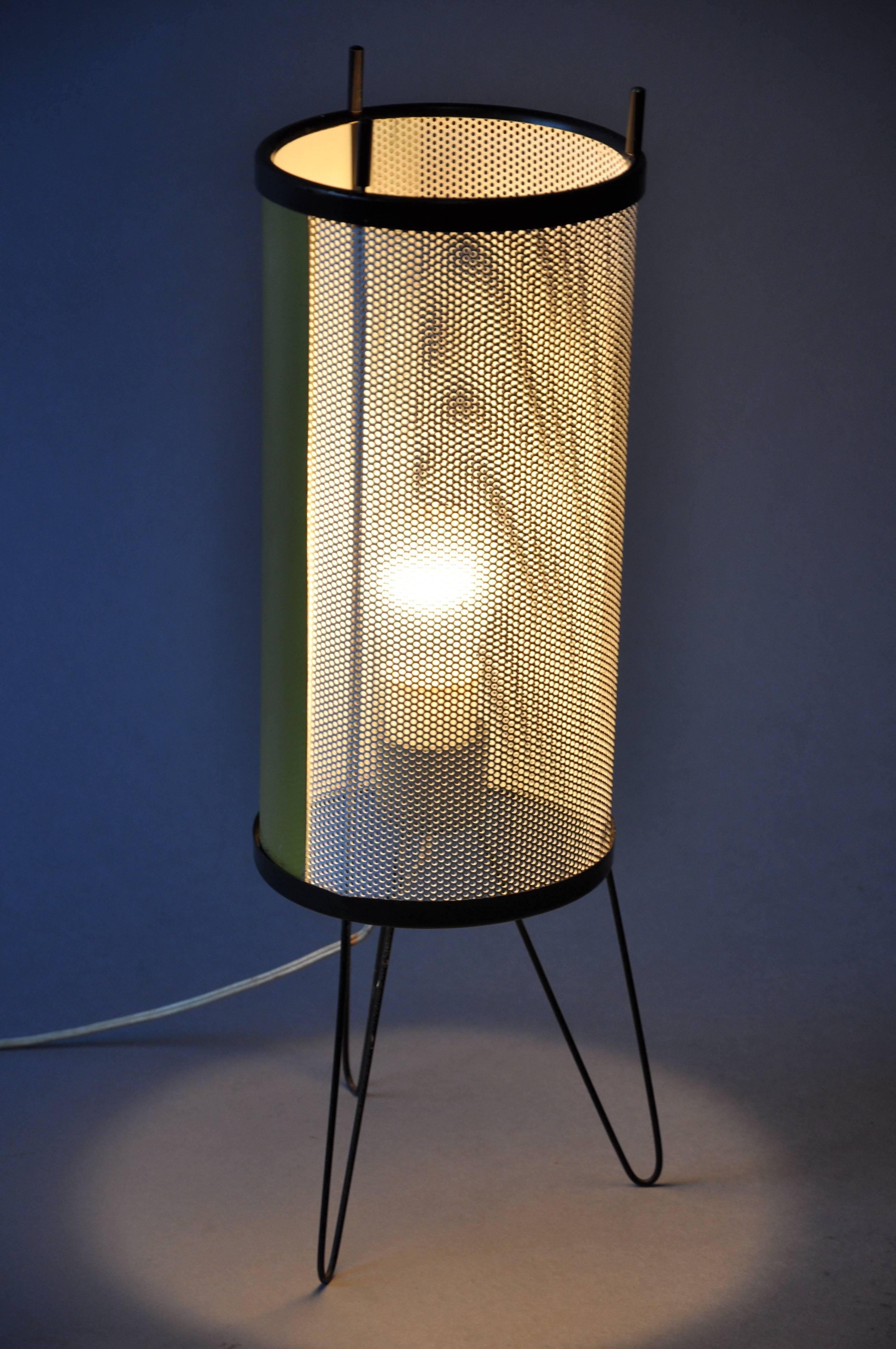 Metal French Table Lamp In Excellent Condition In grand Lancy, CH