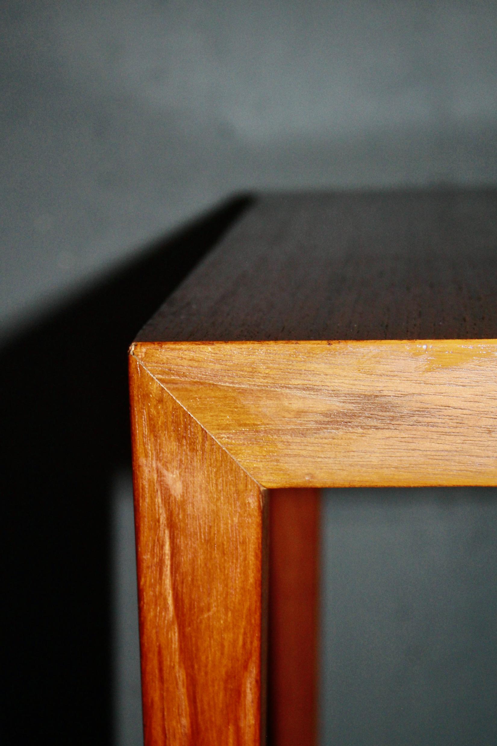 Ensemble danois de tables gigognes en vente 2