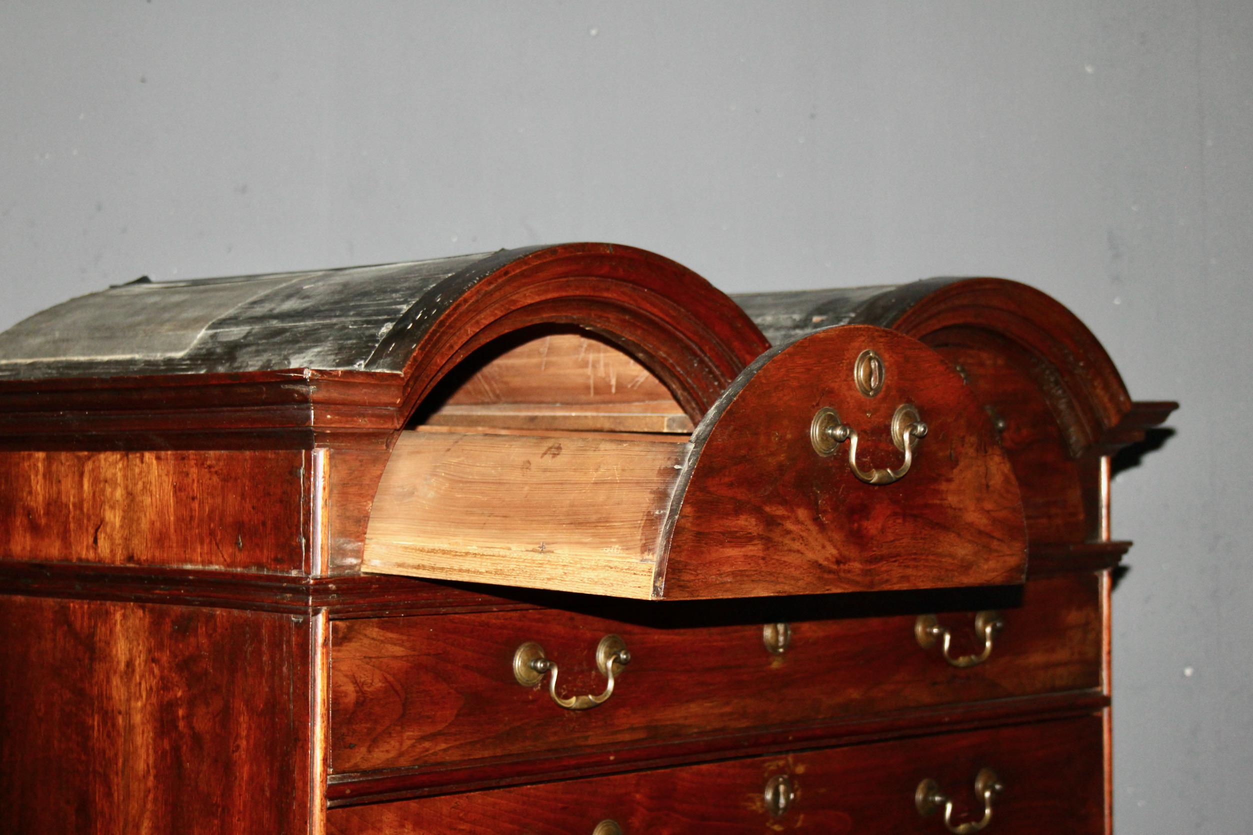 Armoire à tiroirs à l'anglaise en vente 1