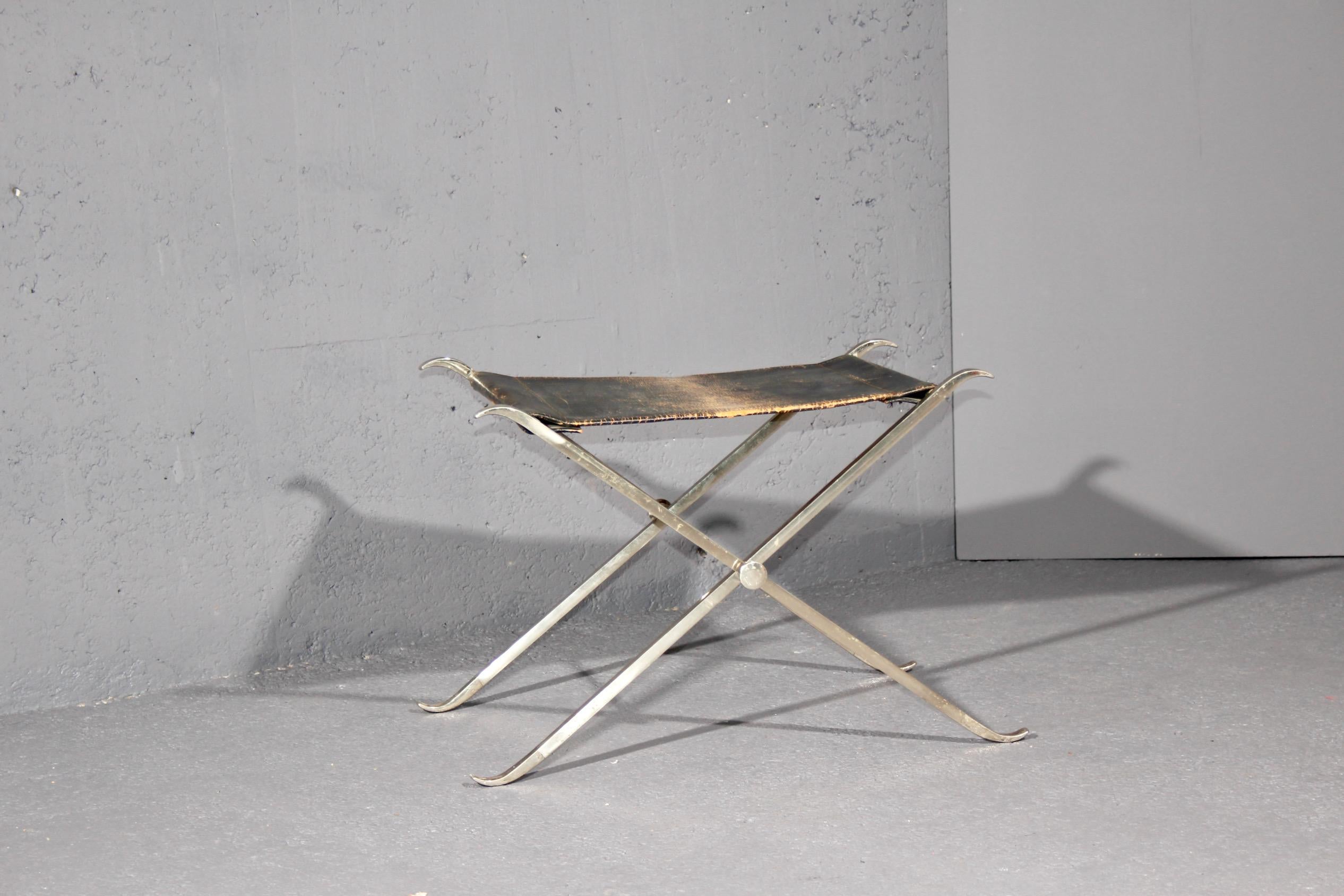 Leather and chromed metal stool For Sale 1