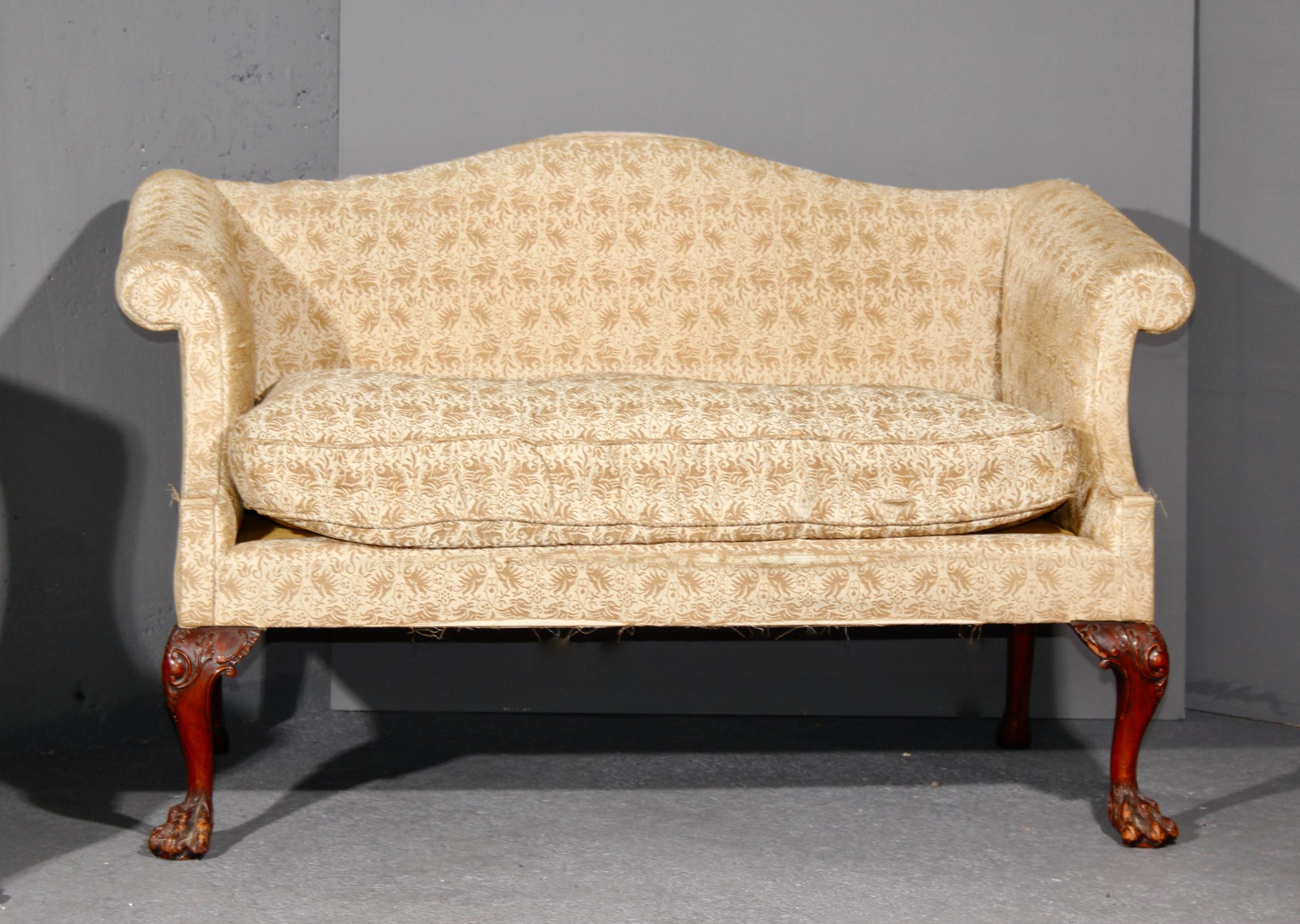 Pair of English sofa In Fair Condition For Sale In grand Lancy, CH