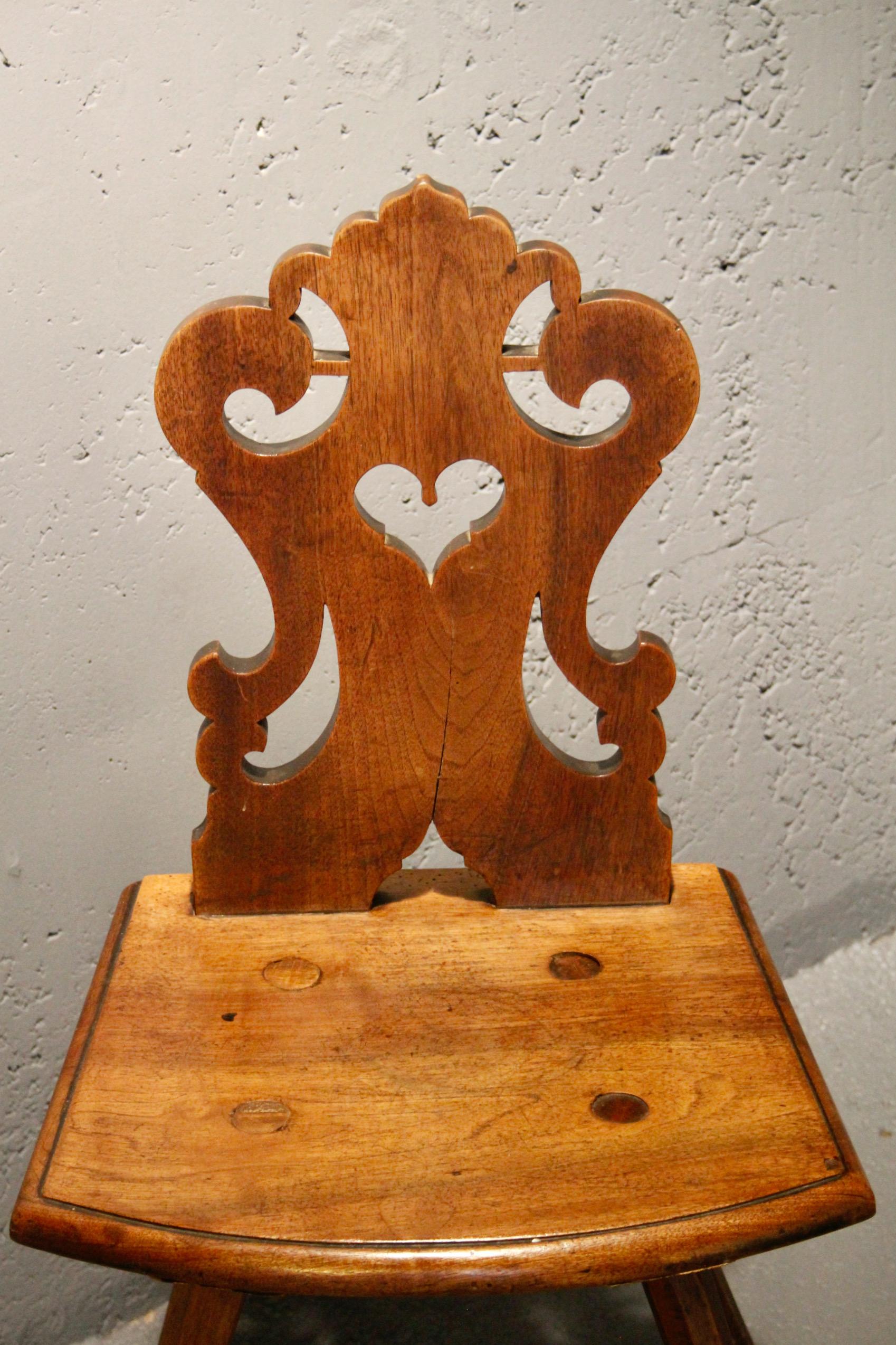 Mid-19th Century Swiss alp escabelle A 103 For Sale