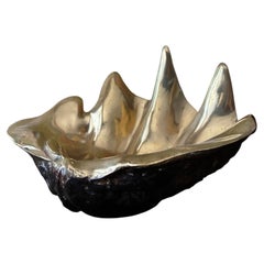 Plateau fourre-tout en bronze en forme de coquillage