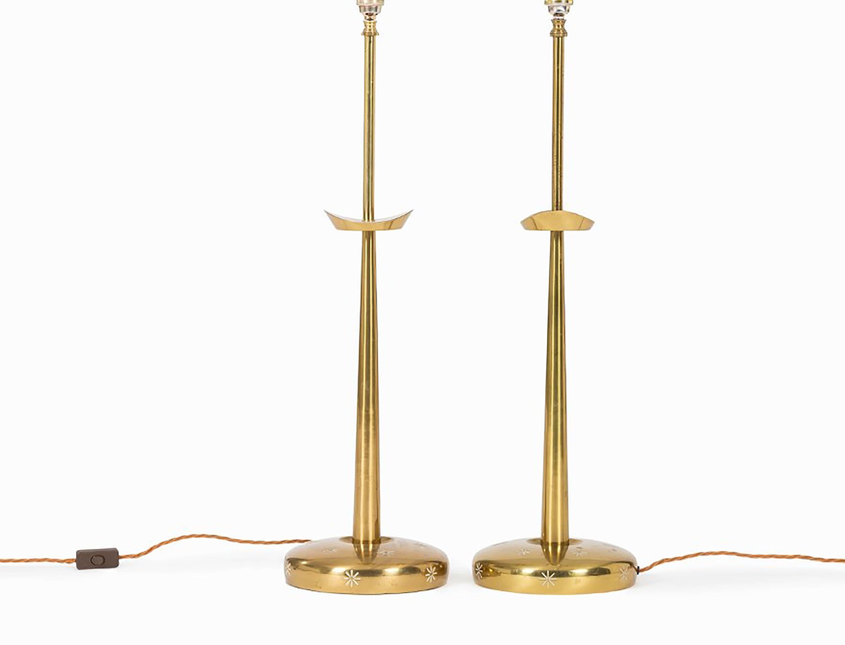 Pair of Brass Lamps by Tommi Parzinger, USA, 1960s For Sale 1