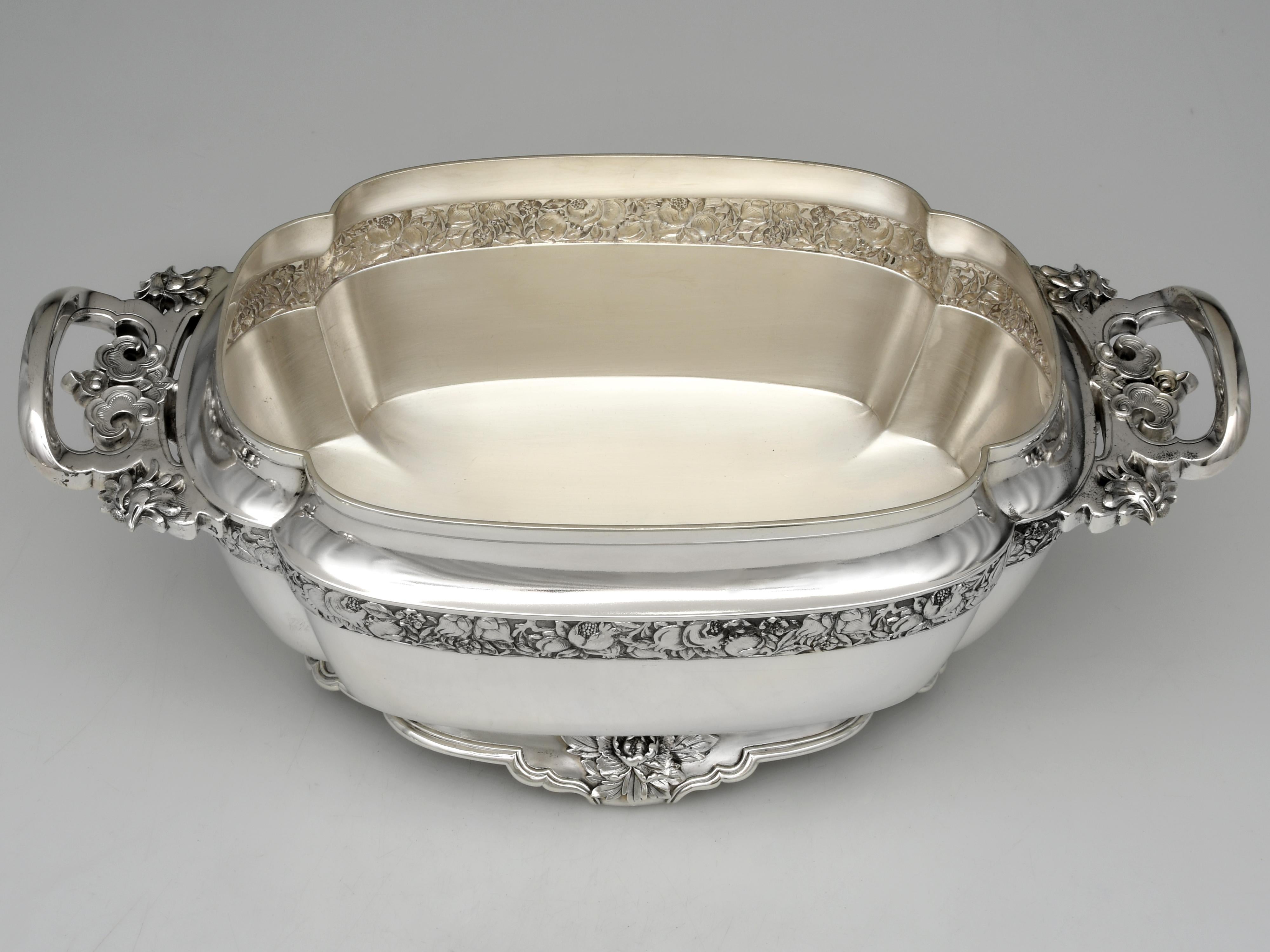 Zuppiera e coperchio in argento 4627 di Tiffany & Co. in vendita 2