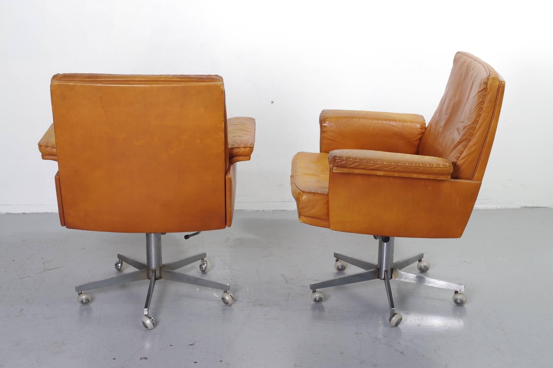 Modern De Sede DS31 Office Swivel Chairs in Cognac Leather For Sale