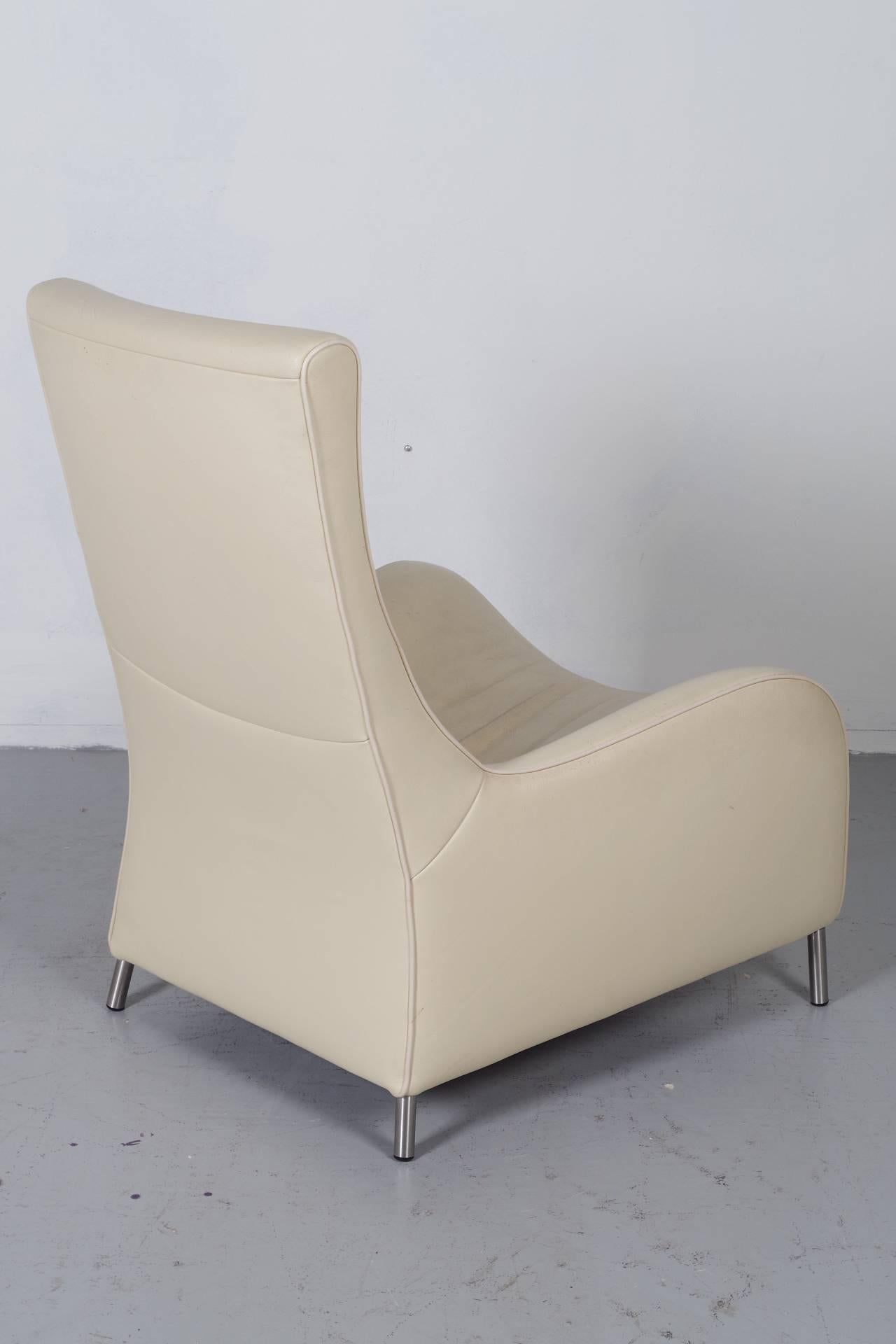 Swiss  De Sede DS264 Lounge Chair (one available) For Sale