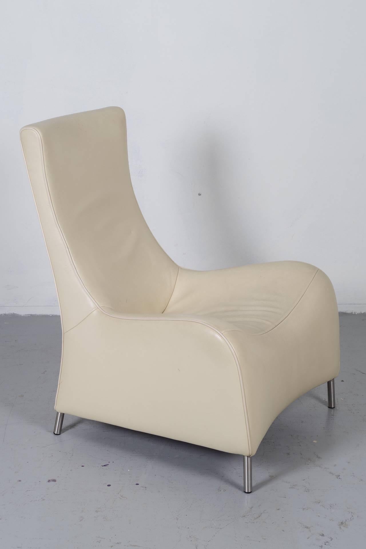 Late 20th Century  De Sede DS264 Lounge Chair (one available) For Sale