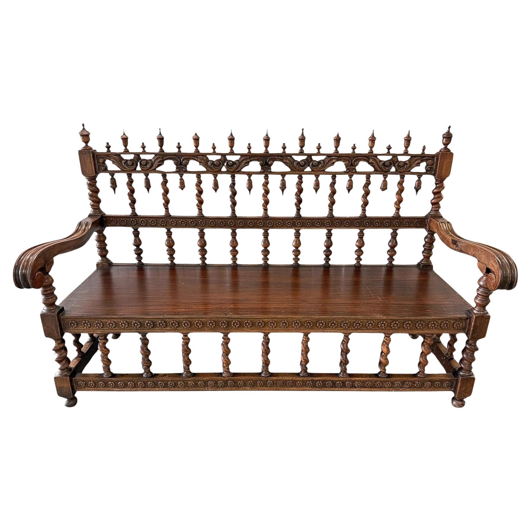 Canapé à dossier en noyer de style Renaissance, 19e siècle