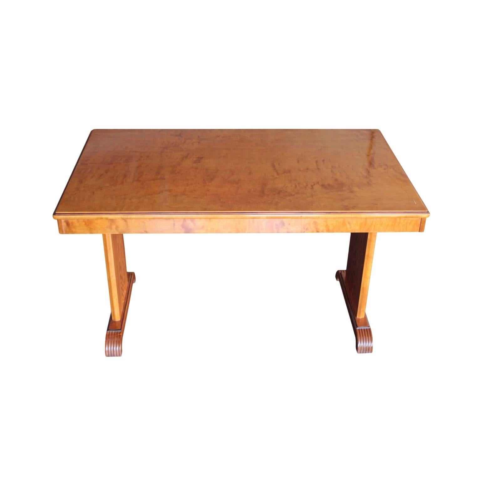 Swedish Art Deco Period Rectangular Inlaid Table In Excellent Condition For Sale In Hudson, NY