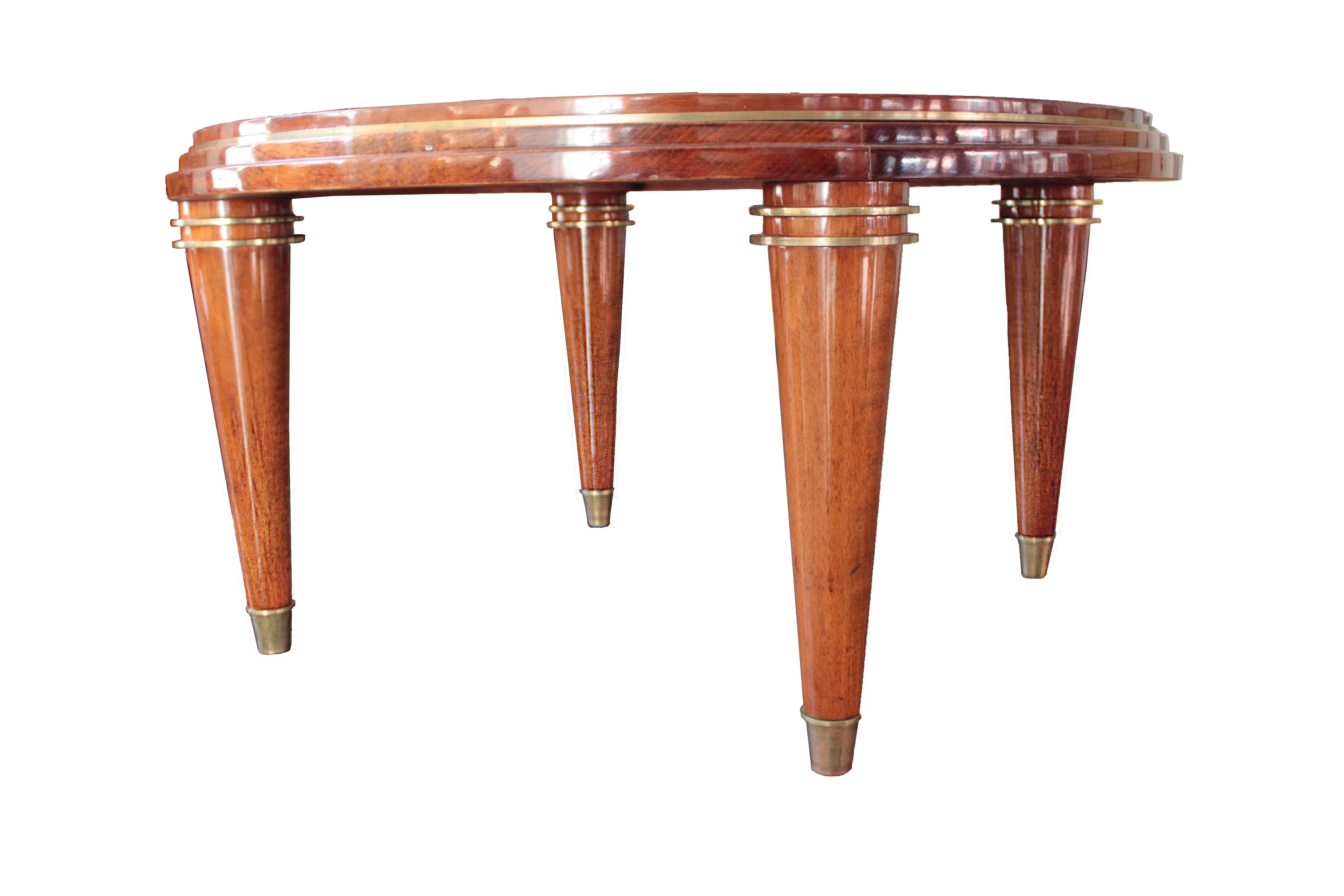 French Art Deco Period Round Coffee/Cocktail Table In Excellent Condition For Sale In Hudson, NY