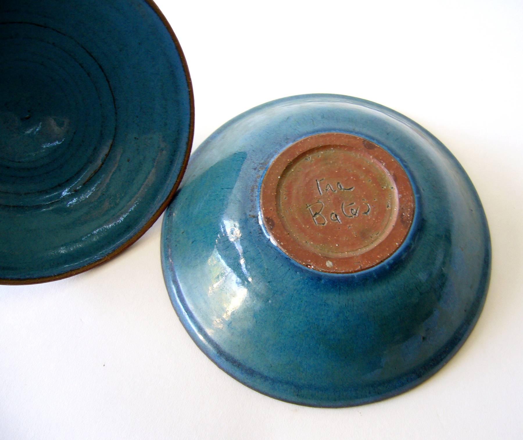 American 1960s Ira Bates California Studio Stoneware Lidded Bowl