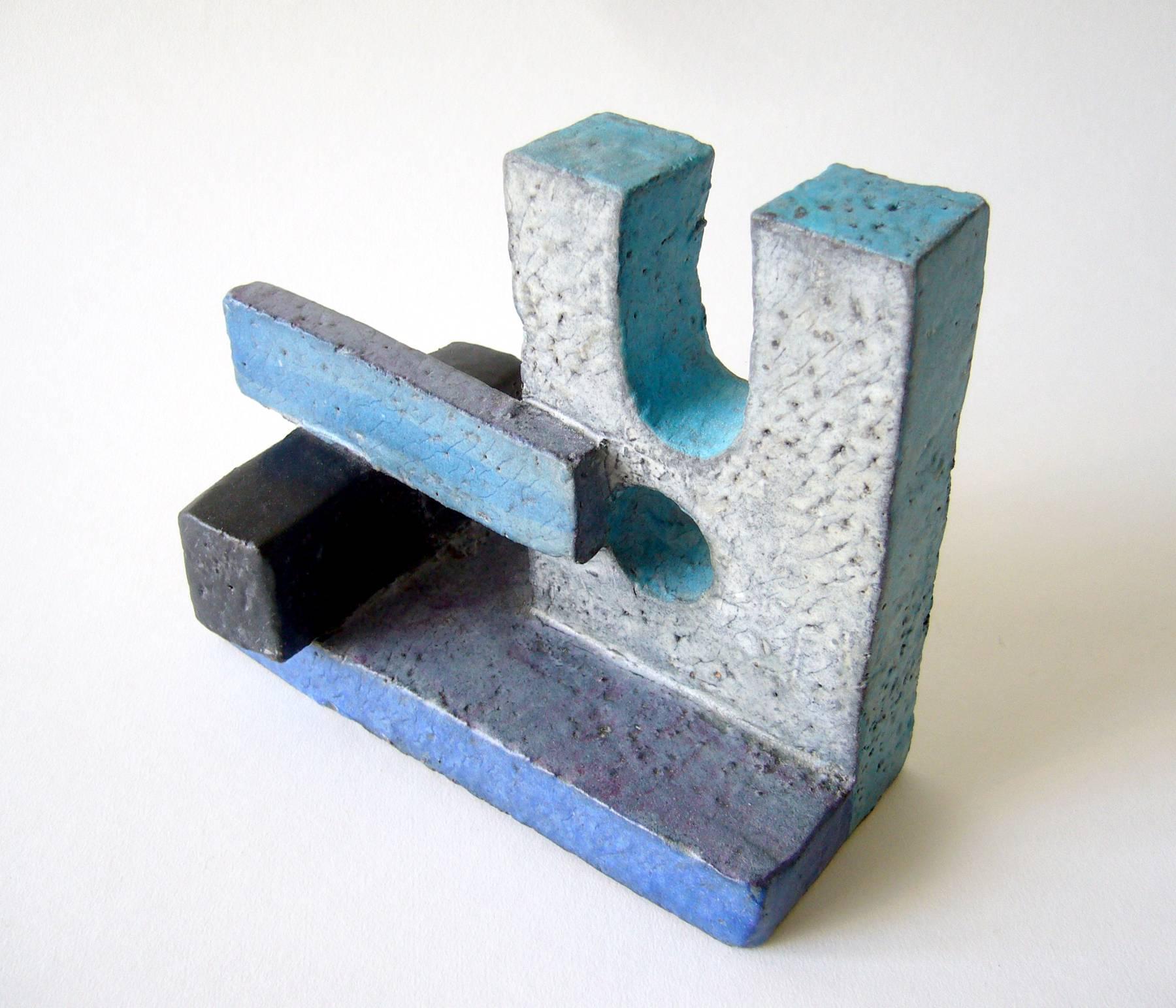 Geometric Italian modernist ceramic sculpture with features shades of blue and grey. Piece stands 5.5