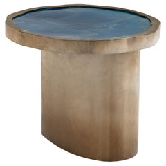 Mesa de centro Ilune de resina azul y acero corten por Andrea e Vittorio Bruno