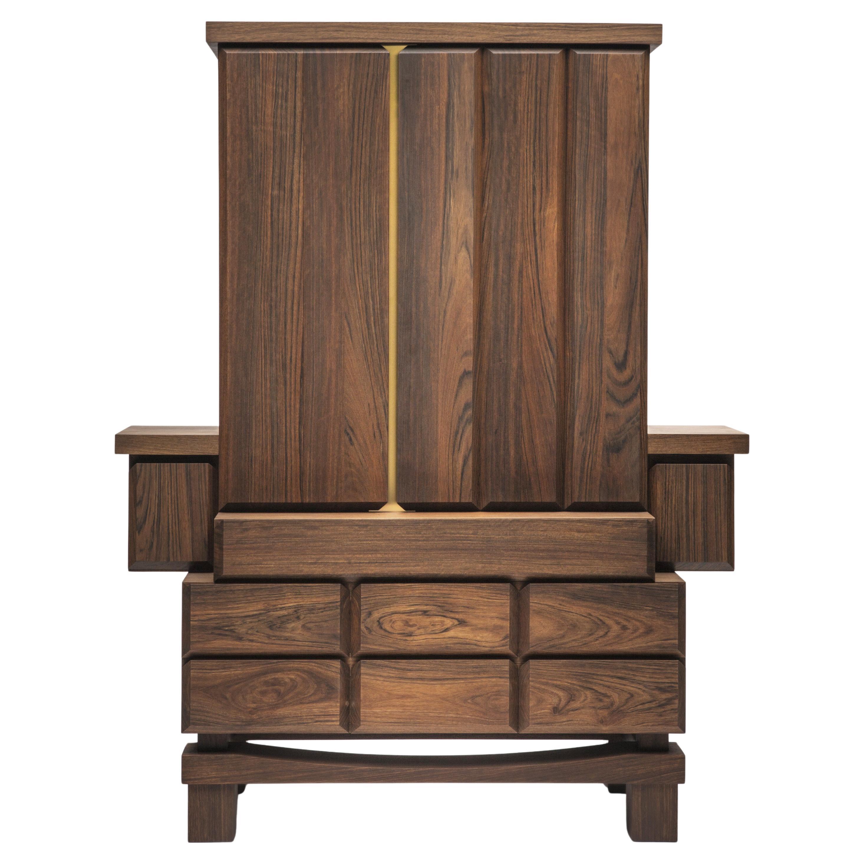 Credenza cupboard in Daniela walnut with brass inserts by Antonio Aricò For Sale