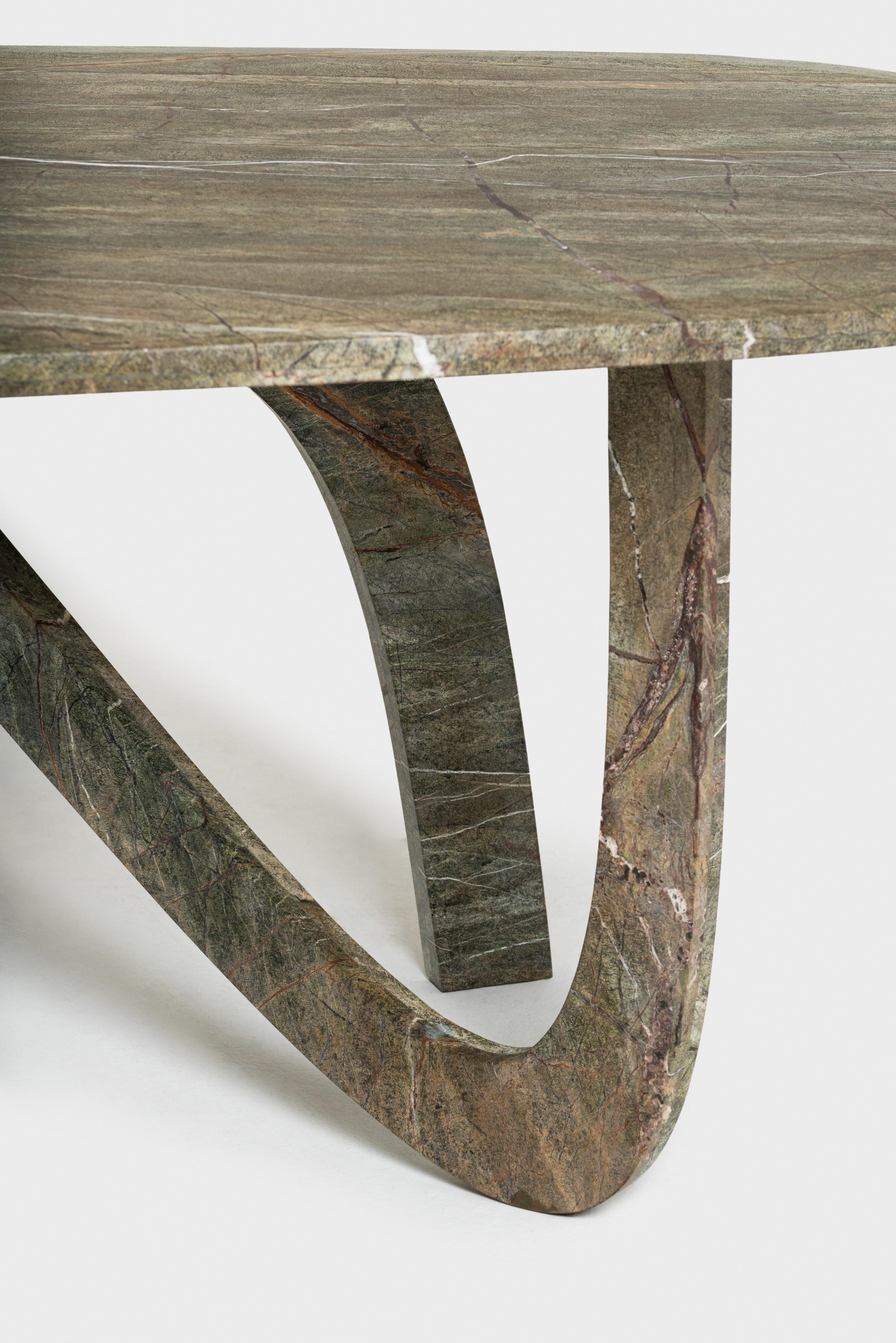 Mesa de comedor Fleur de mármol verde Picasso y chapa de dAM Atelier Italiano en venta