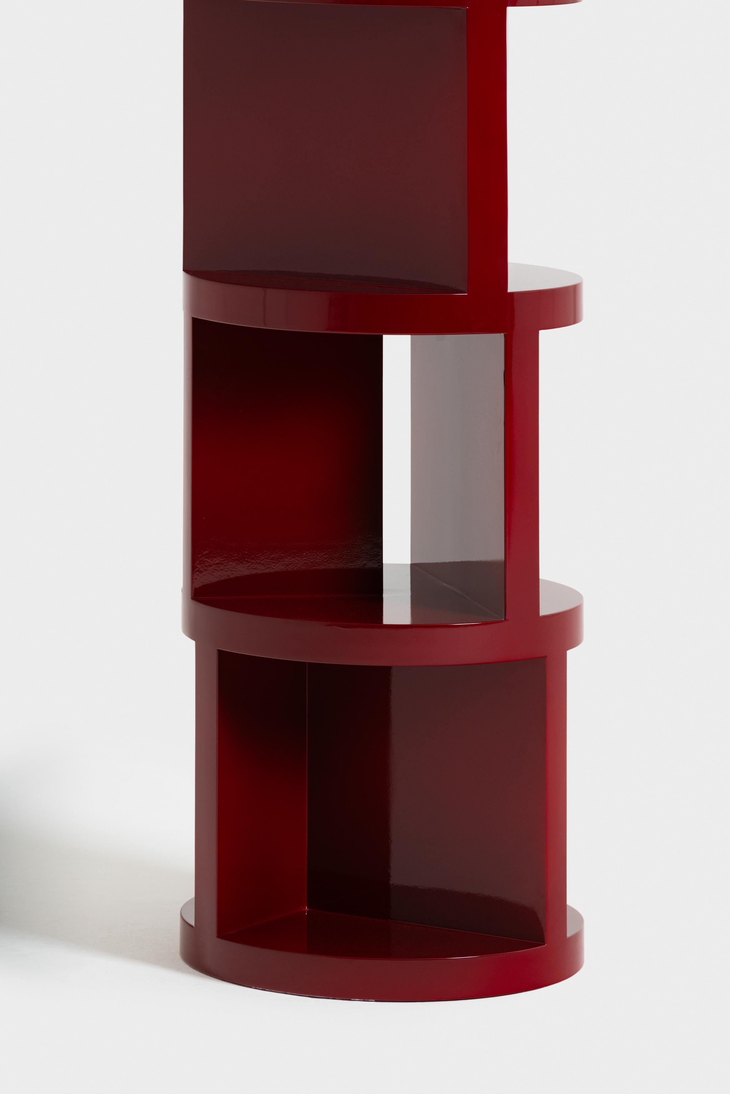 XXI secolo e contemporaneo Libreria rossa Wilma in metallo e ceramica liquida di Matteo Cibic in vendita