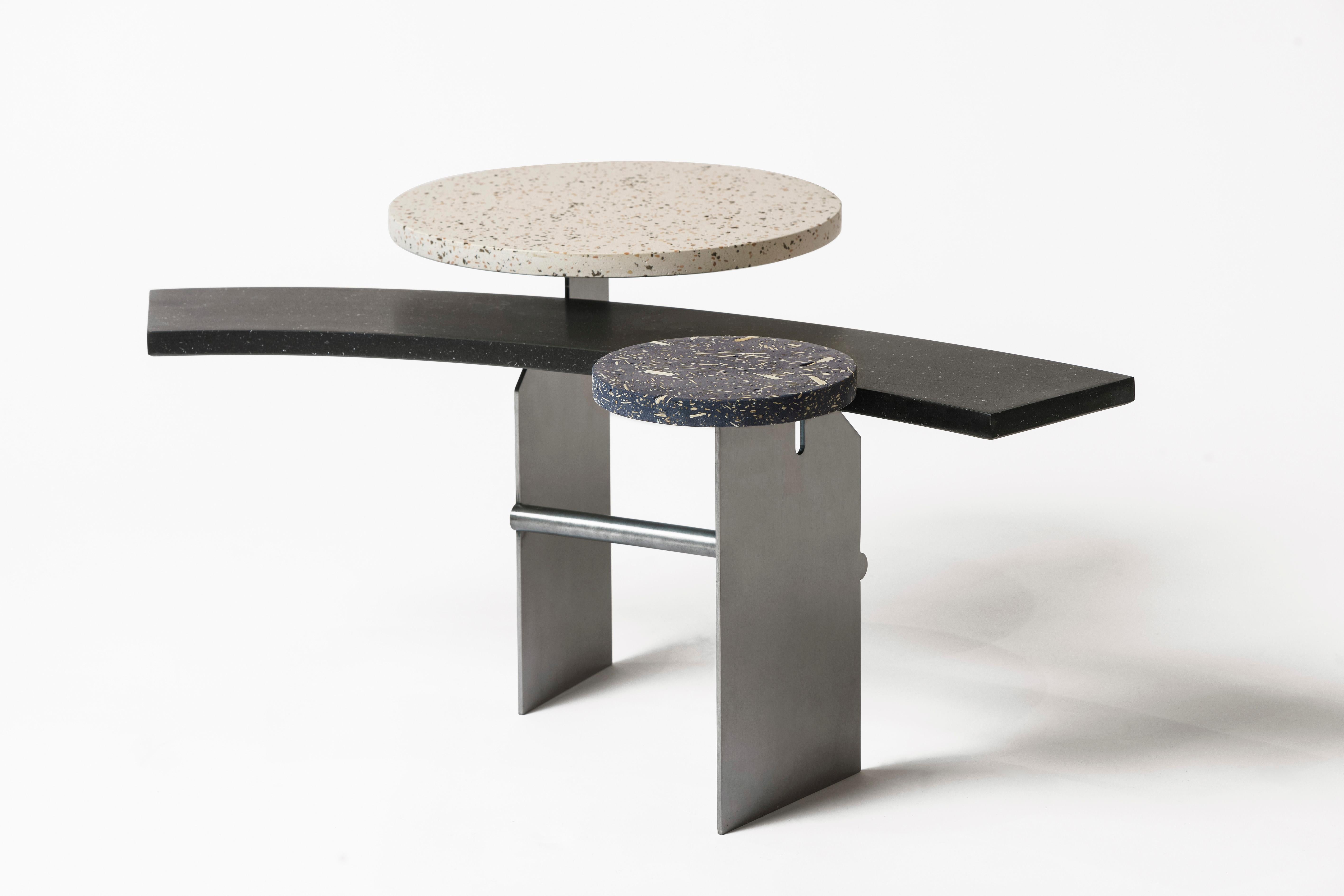Italian Mimante 03 coffee table in hemp, cork and resin by Andrea Steidl For Sale