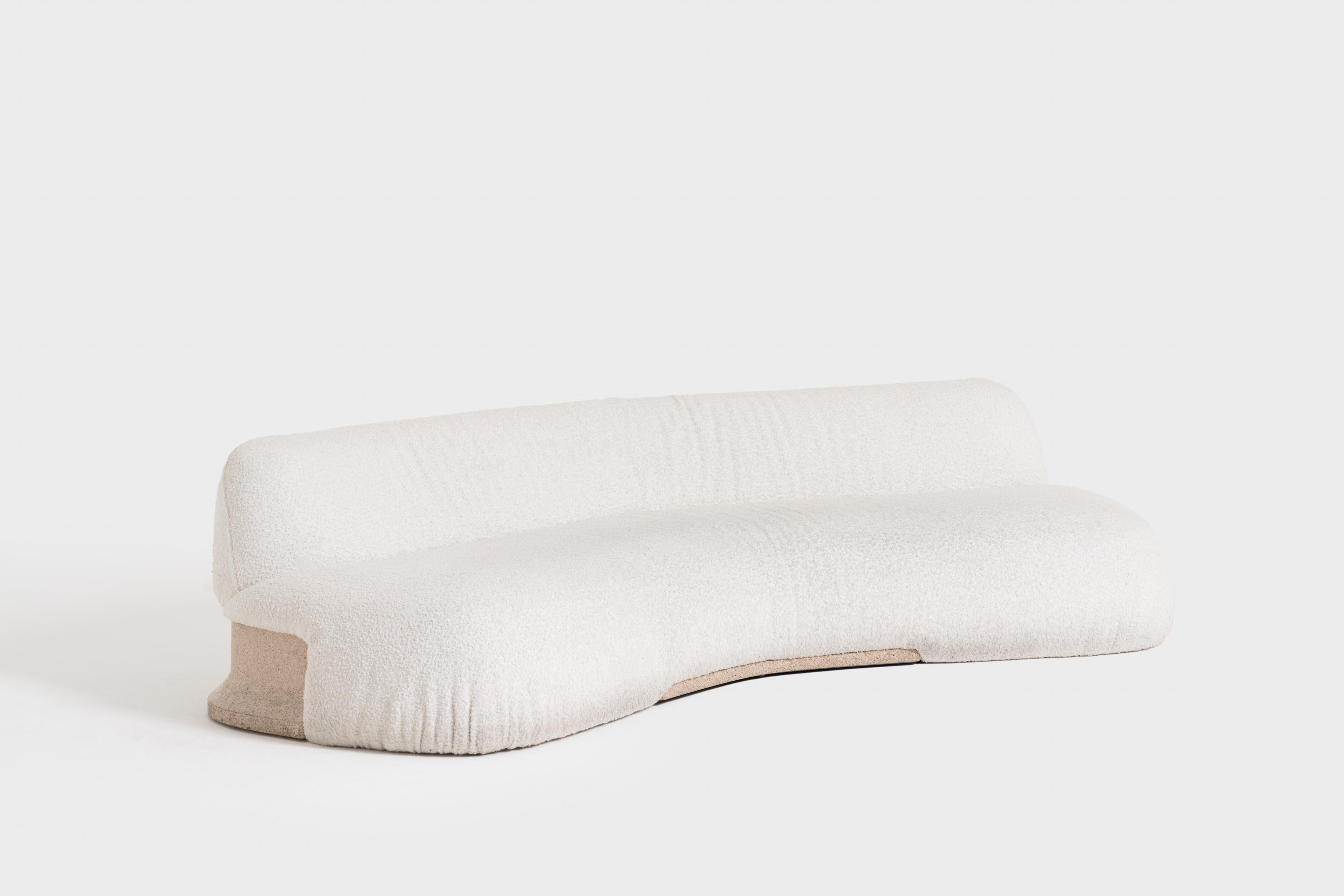 Sofá Sima de aglomerados de resina rosa con cáñamo y corcho de Andrea Steidl en Excelente estado para la venta en Milano, Lombardia