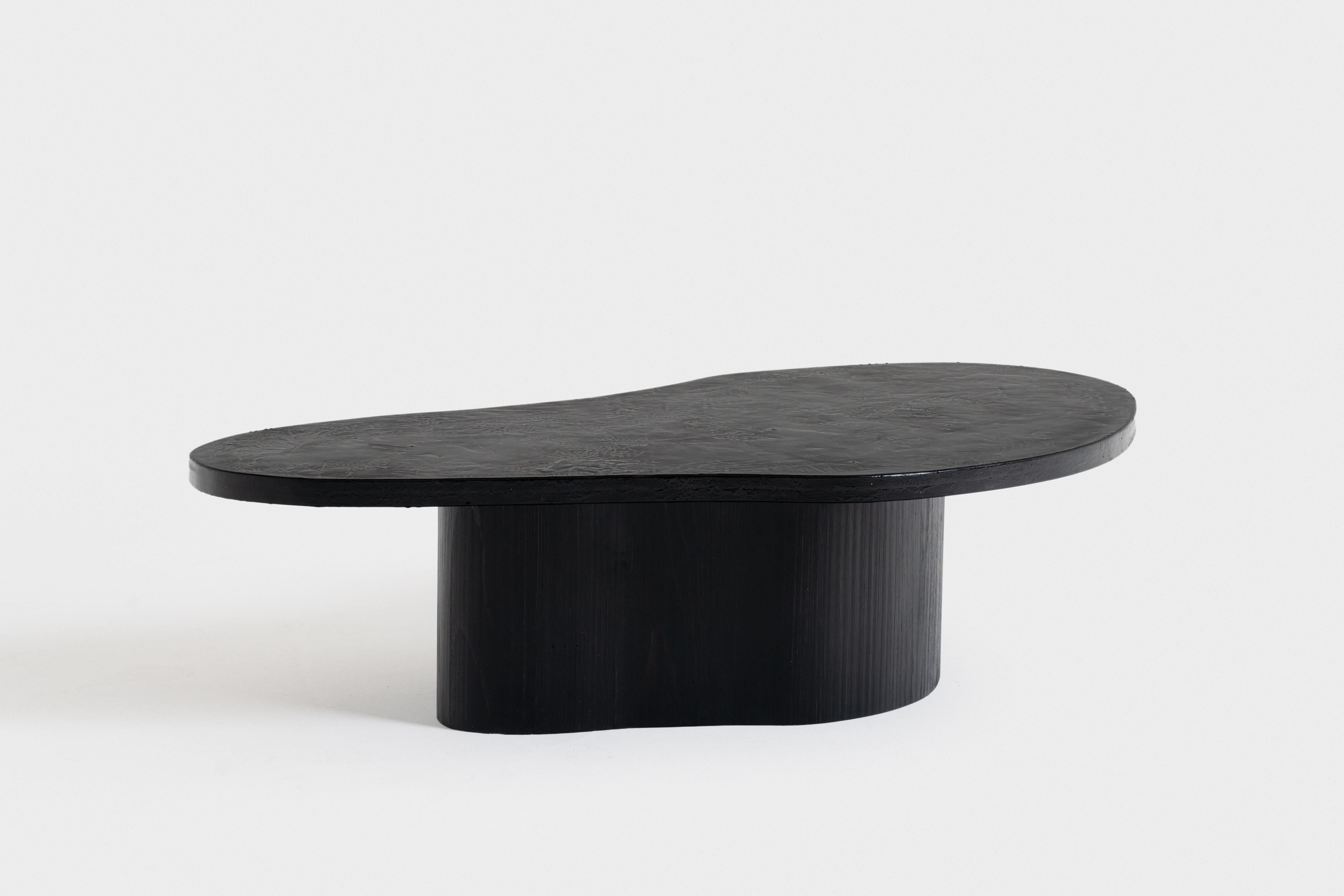 Tessella FBeta coffee table in handpainted Fir wood and MDF by ROU Materiaal In Excellent Condition For Sale In Milano, Lombardia