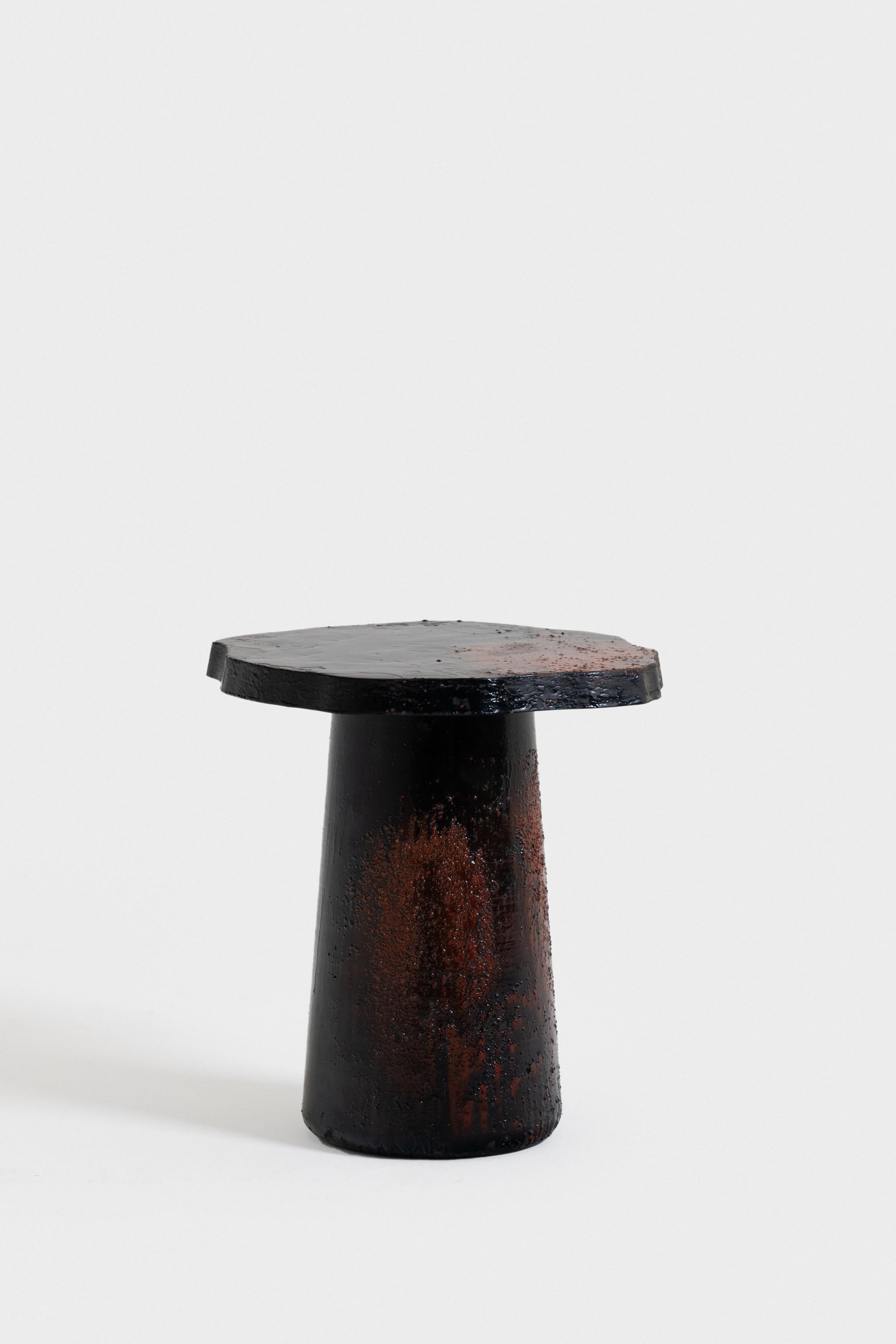 Each coffee table is part of ROU Materiaal’s Tessella Collection and can be composed in a mosaic fashion together with other sculpture tables of different sizes. Stratifications of materials given and removed several times continue to be ROU