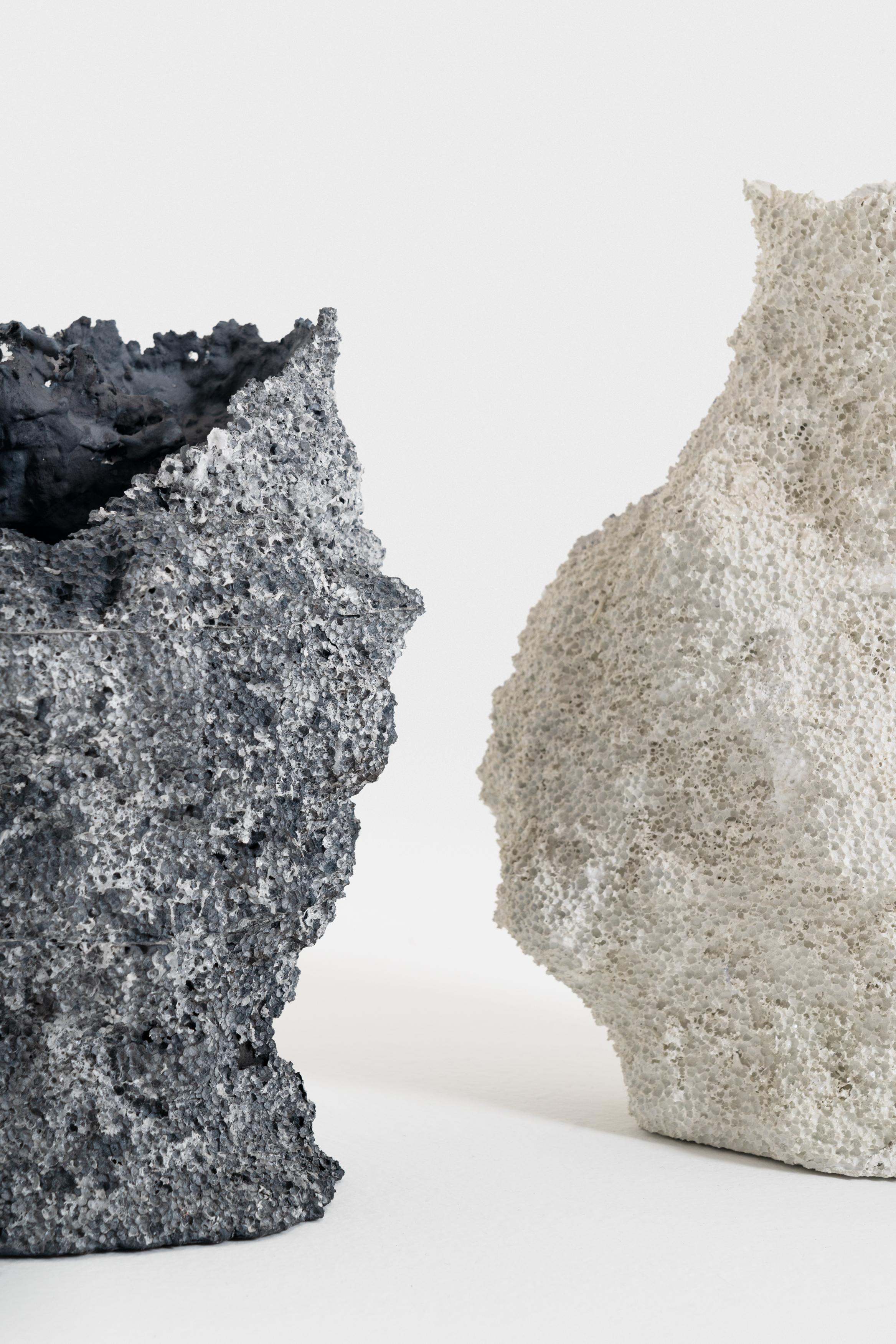 Contemporary Far Deep Void S2N2 handmade vase in pigmented concrete by Duccio Maria Gambi For Sale
