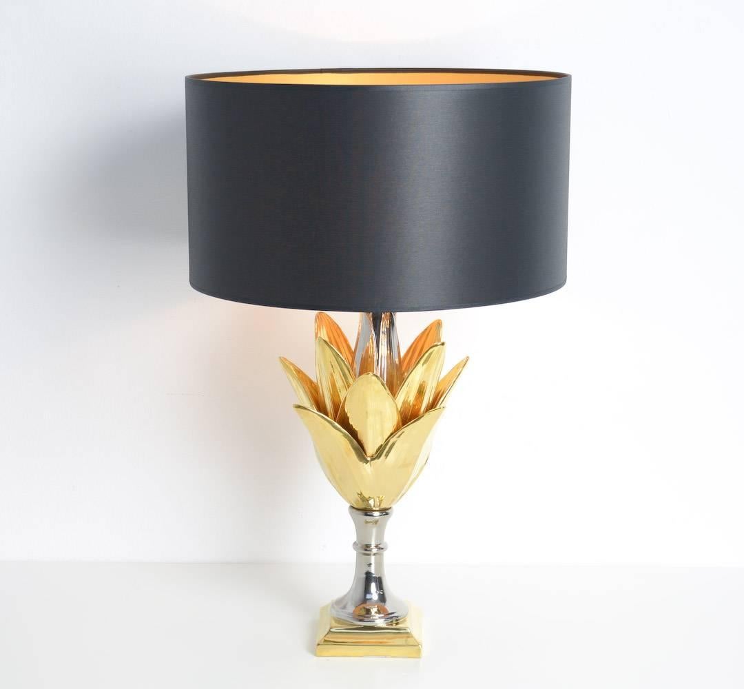 Mid-Century Modern Impressive Italian Ceramic Table Lamp For Sale