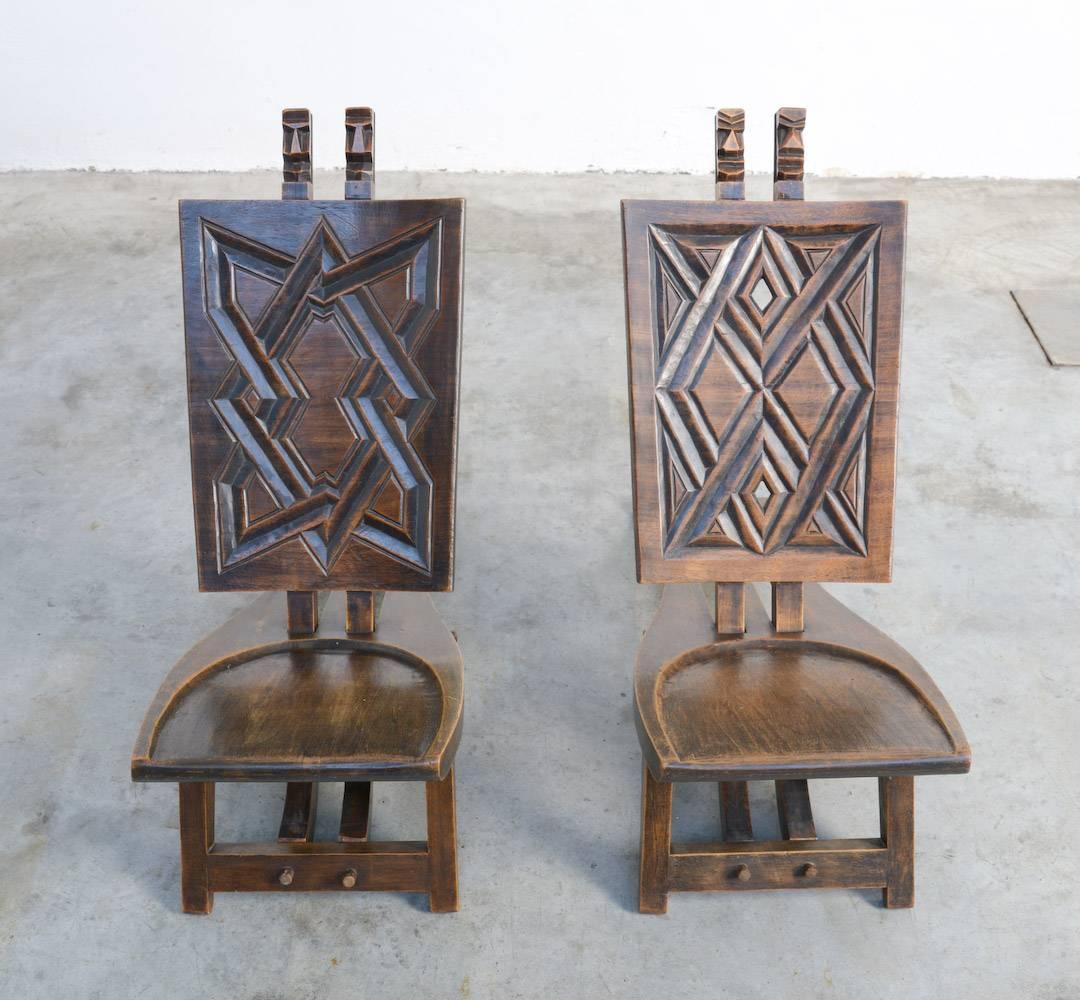 Nice Pair of Geometric African Chief Chairs In Good Condition In Vlimmeren, BE