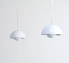 Paar weiße Hängelampen mit Blumentopf von Verner Panton