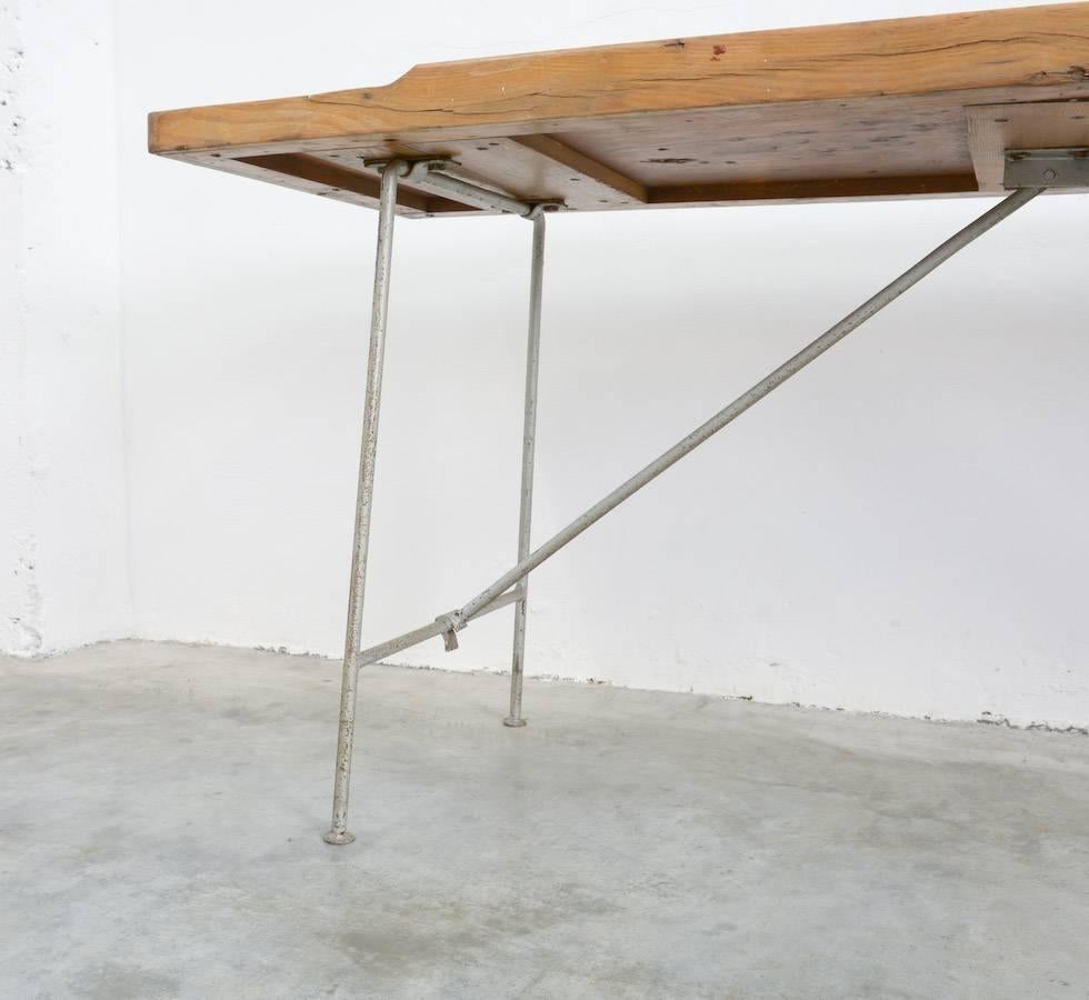 Strong Industrial Folding Table In Good Condition In Vlimmeren, BE
