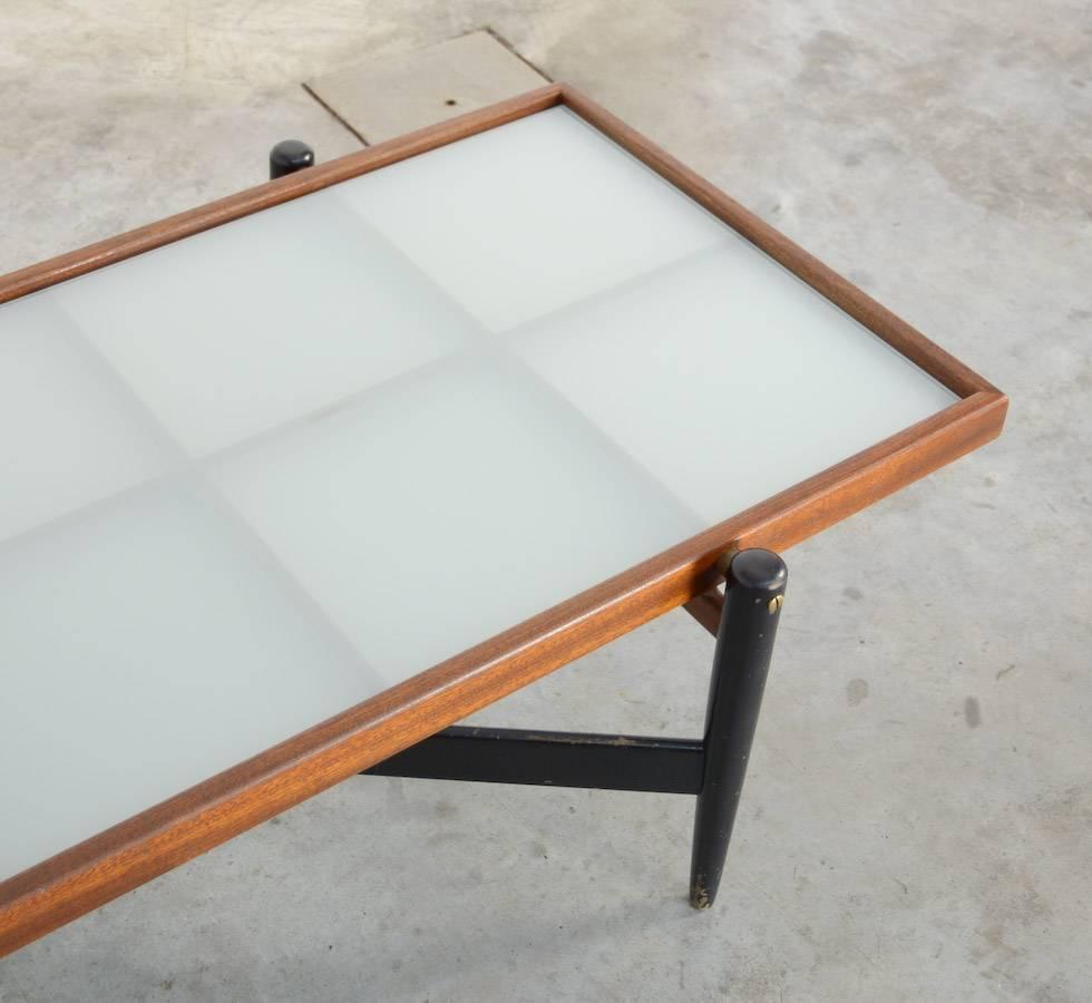 1950s Coffee Table in the Manner of Gio Ponti For Sale 1