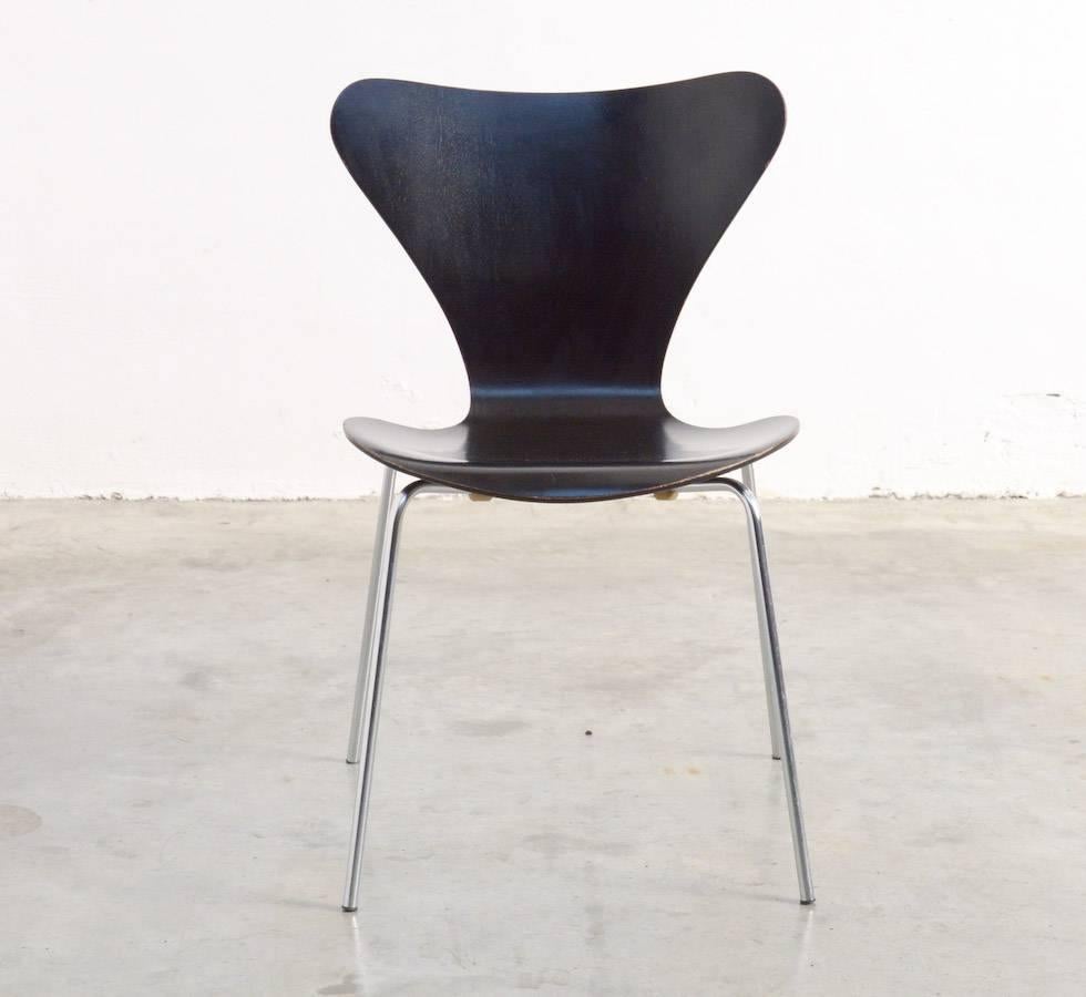 Set of Black Butterfly Chairs by Arne Jacobsen for Fritz Hansen 1