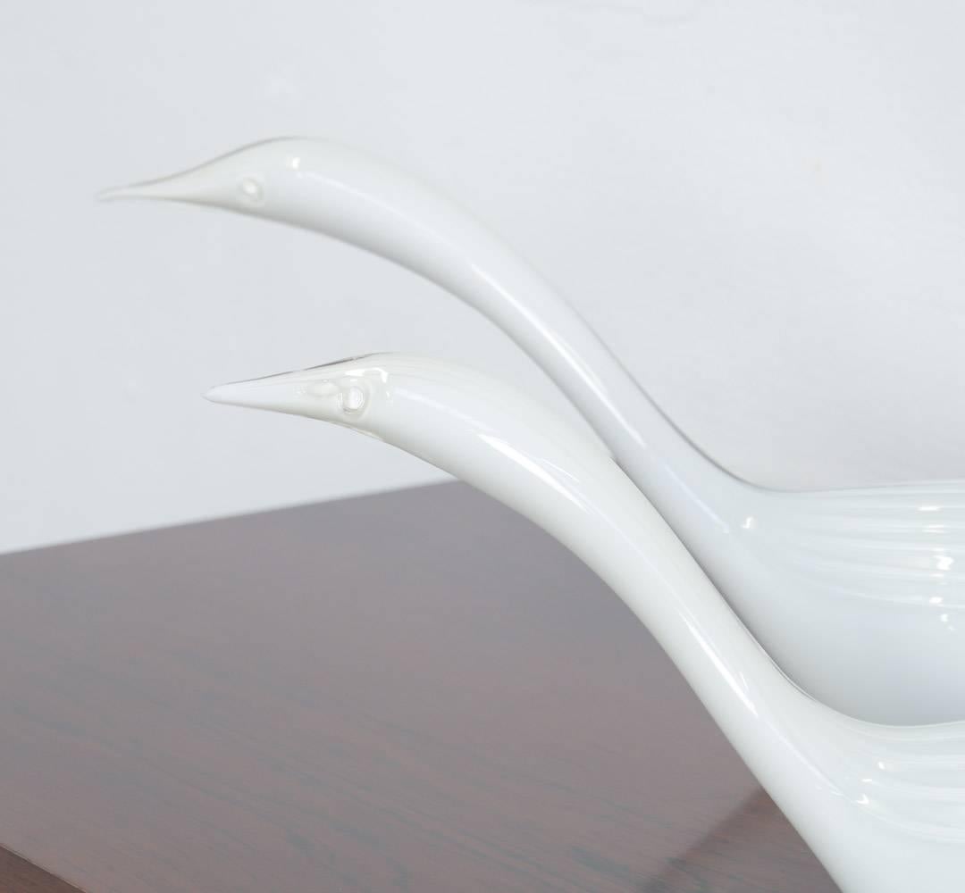 Pair of White Glass Bird Sculptures by Livio Seguso for Seguso A.V. In Excellent Condition For Sale In Vlimmeren, BE