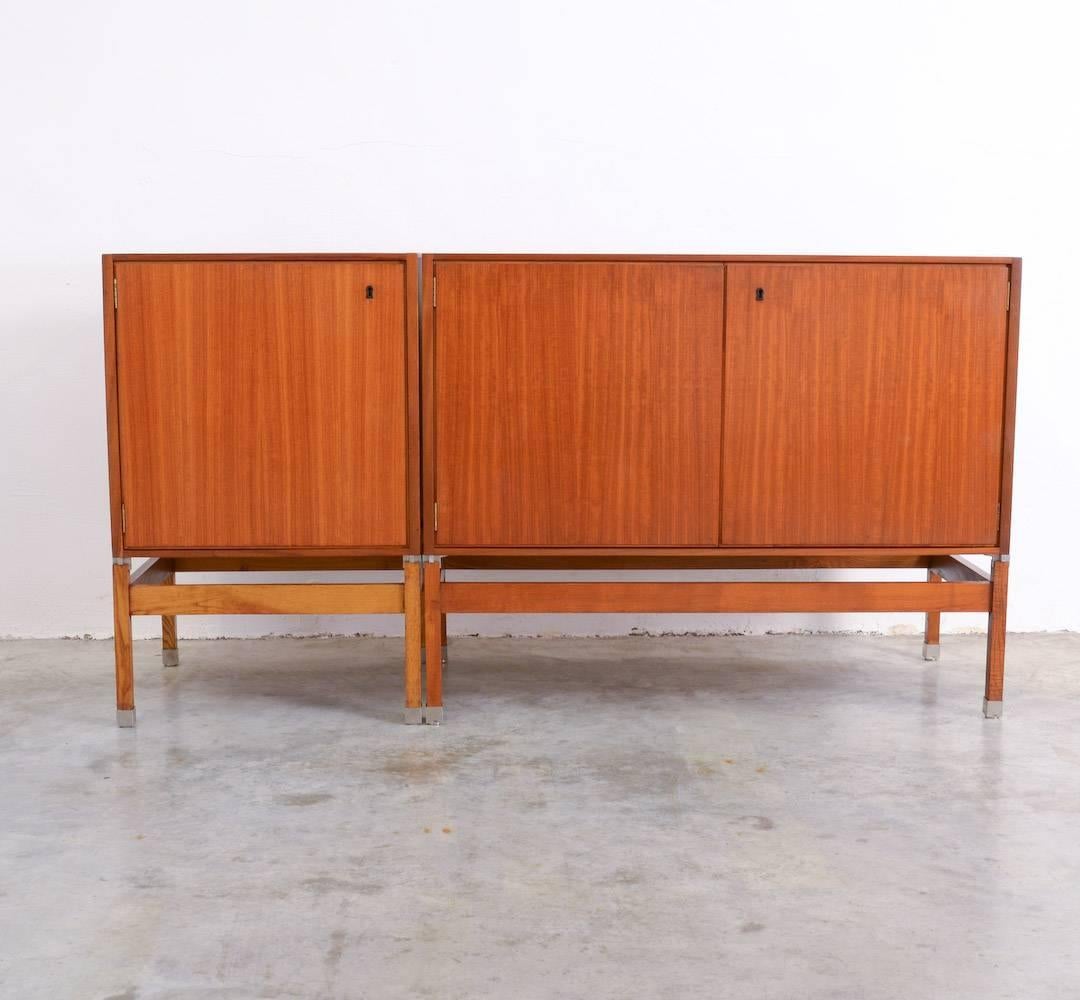In the 1950s, Pieter De Bruyne (1931-1987) joined the Belgian furniture designers who concentrated on modern social furniture. He was convinced that furniture, in addition to its aesthetic value, must be reasonably priced.
His early work was